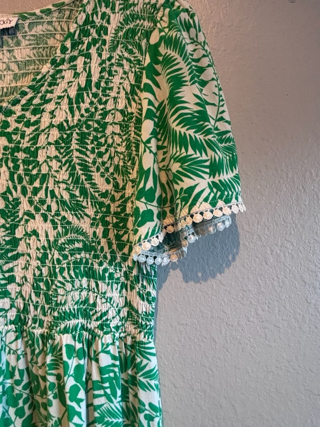Luxology Green White Leaf Print Smocked Midi Dress 3