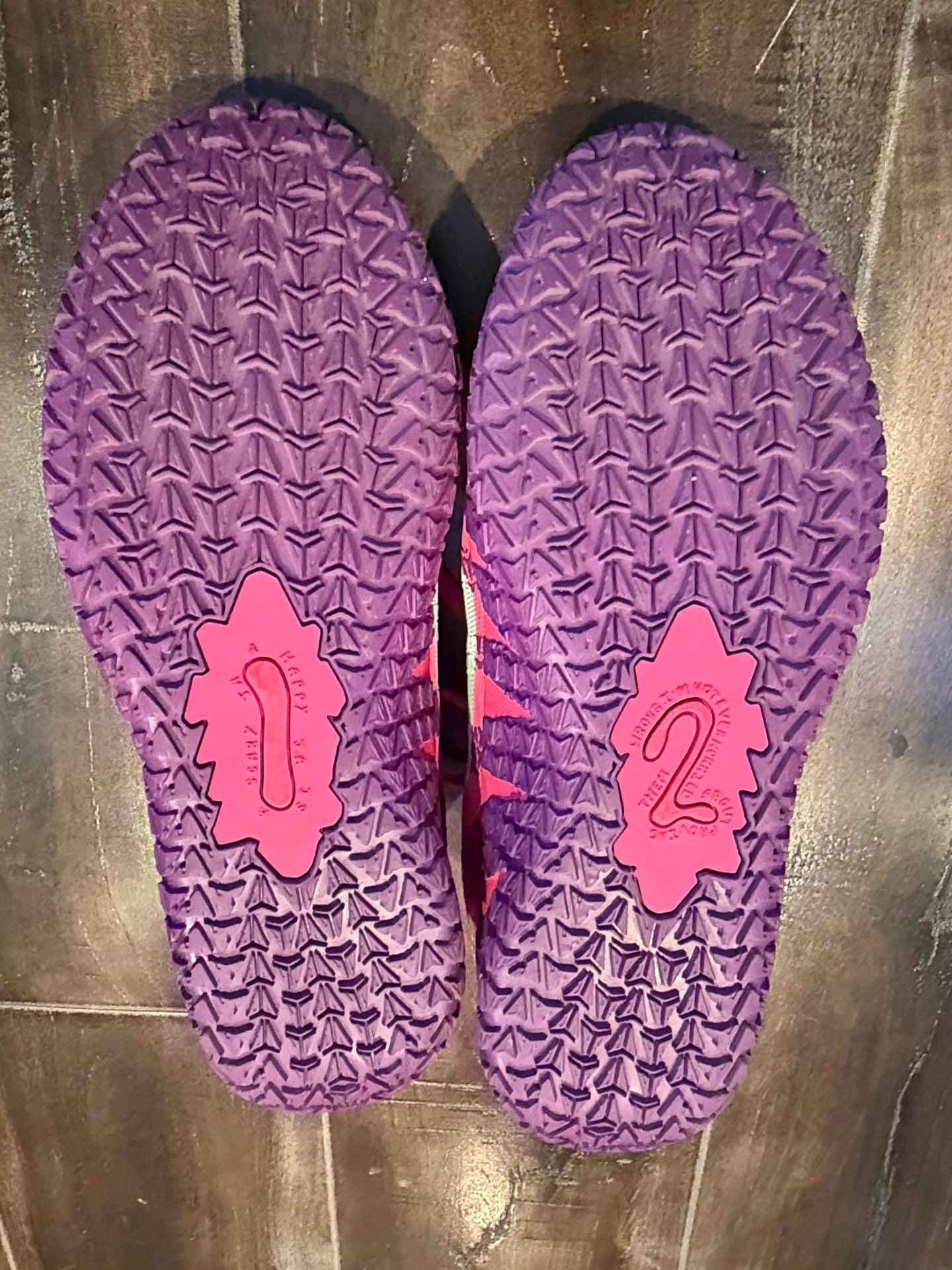Nike Ja 3 Max Volume Size 7Y Hyper Pink Basketball Shoes 8