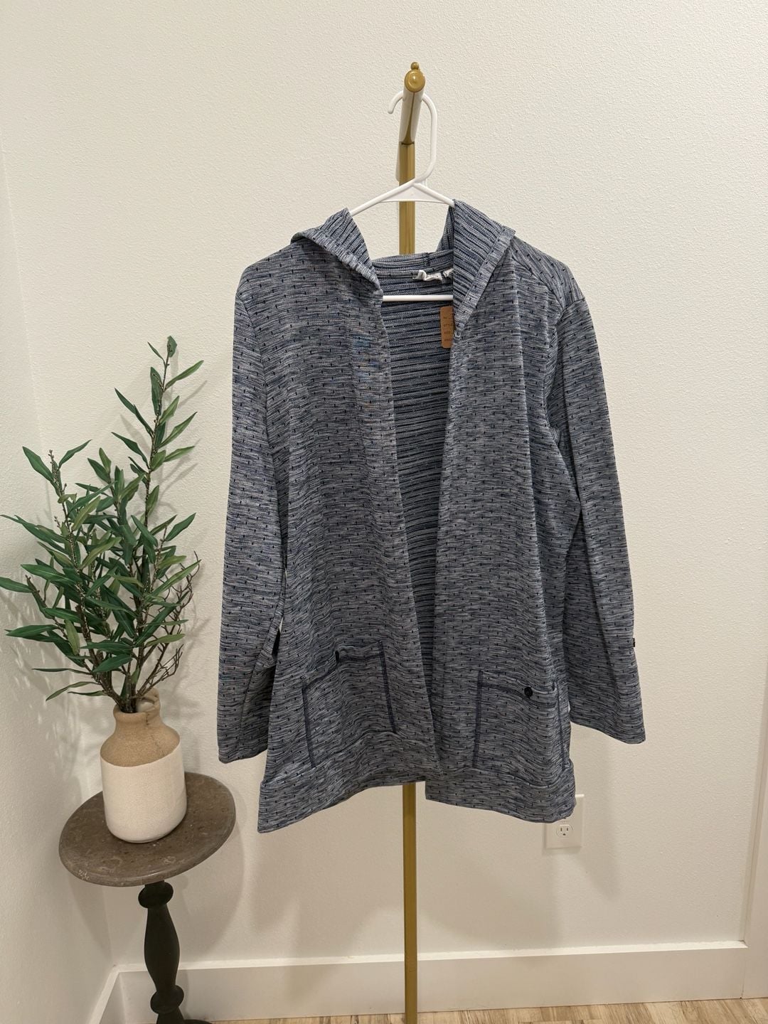 Kim Rogers Curvy Cardigan Size 1X Blue Hooded Pockets Open Front 2