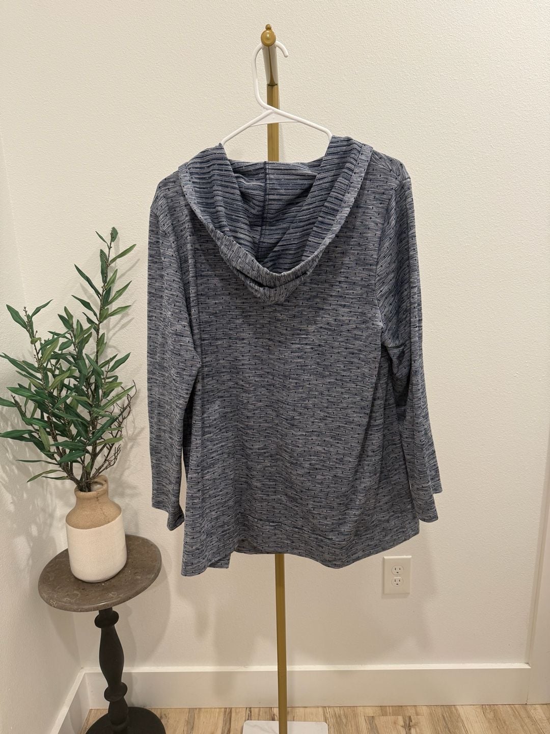 Kim Rogers Curvy Cardigan Size 1X Blue Hooded Pockets Open Front 6