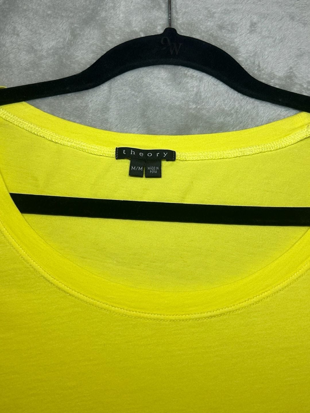 Theory T-Shirt Size M Neon Yellow Scoop Neck Short Sleeve Tee 2
