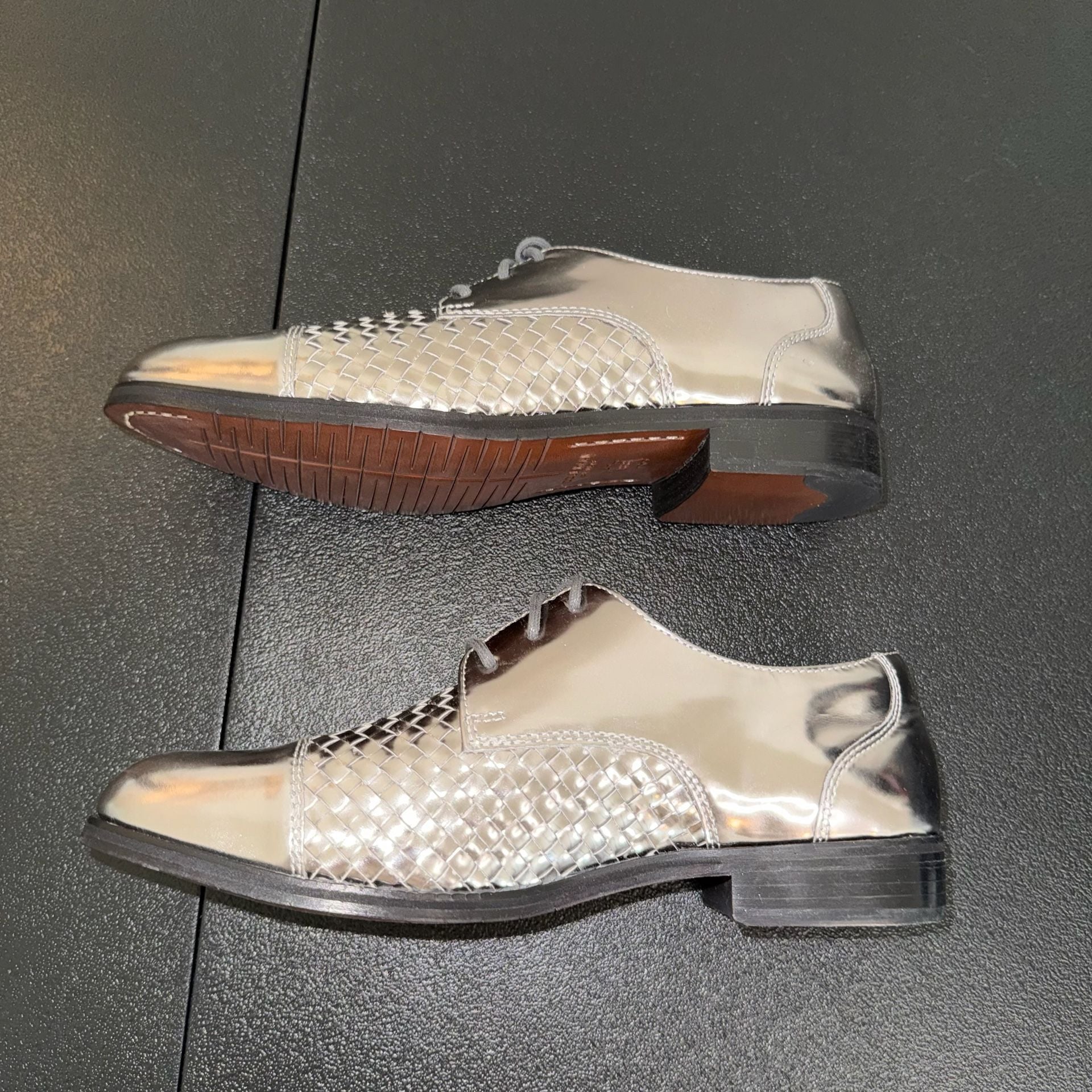 Cole Haan Woven Silver Oxford Shoes Size 7.5 6
