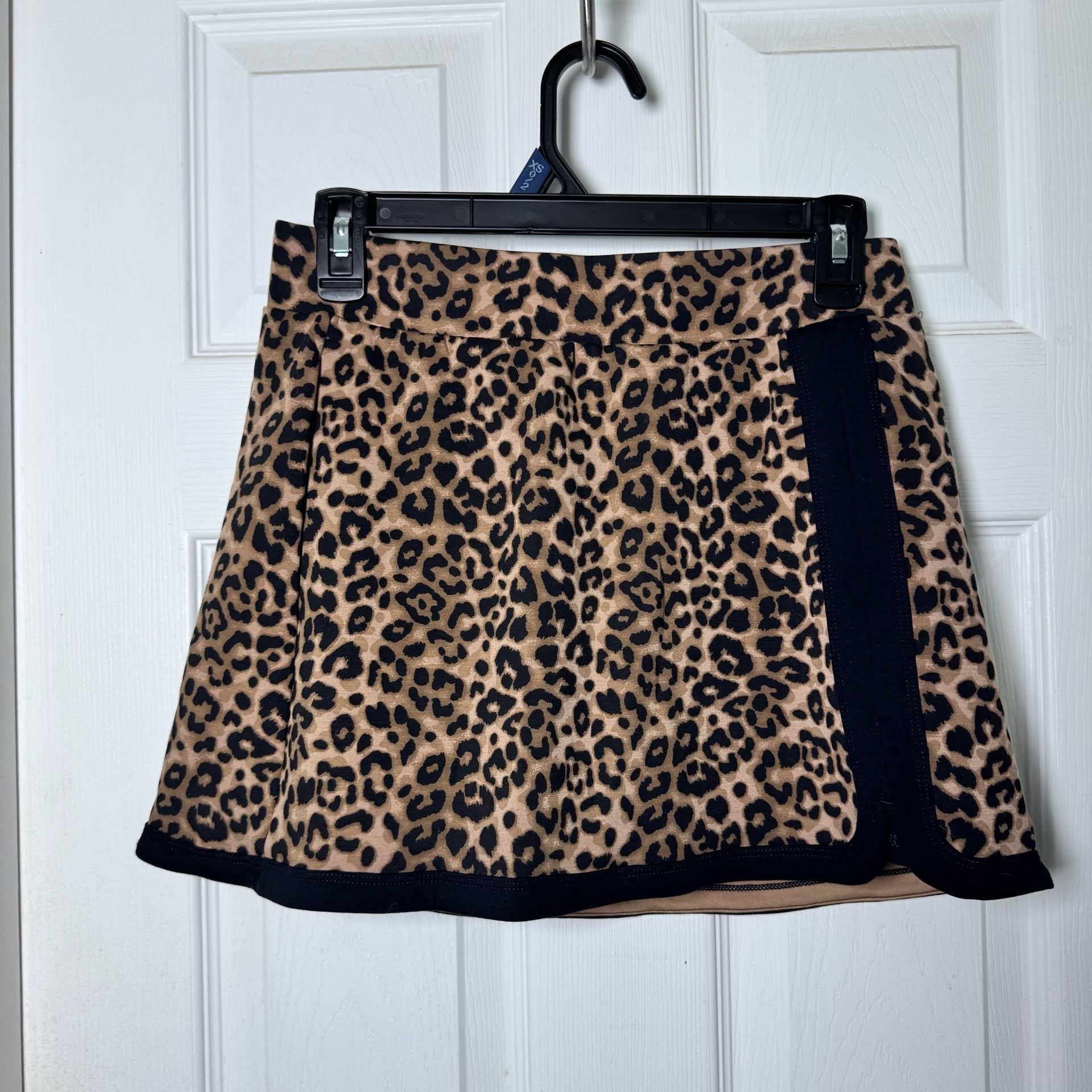 JoyLab Skirt Size Small Leopard Print Athletic Skort 1