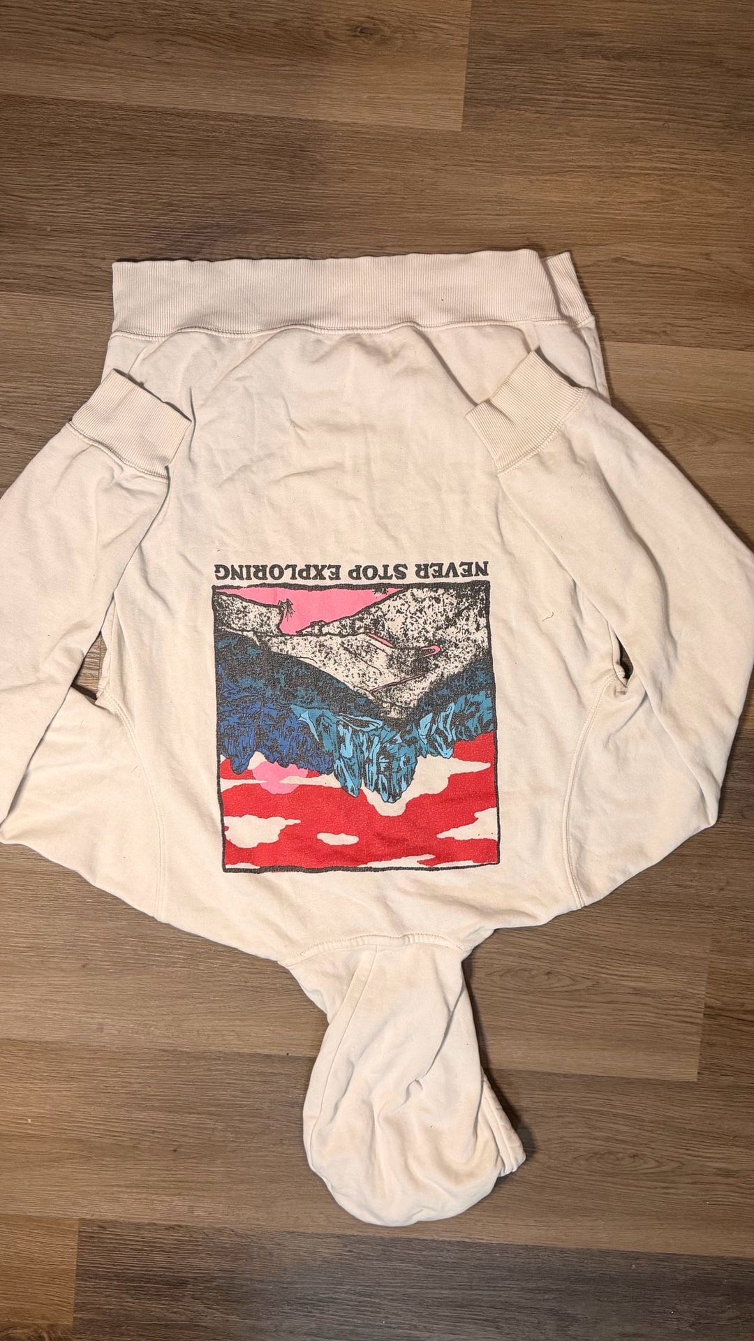 The North Face Graphic Hoodie Size S Off-White Never Stop Exploring 8