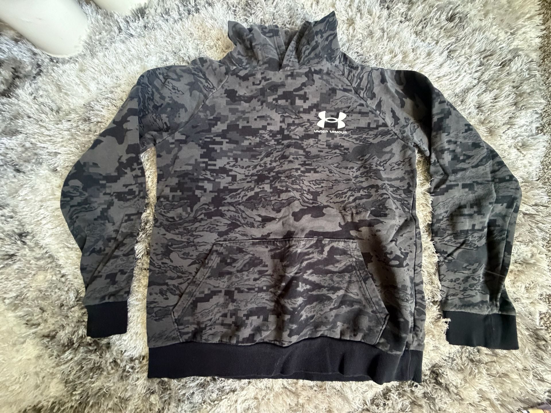 Under Armour Hoodie Size YXL Gray Camo Pullover Fleece 2