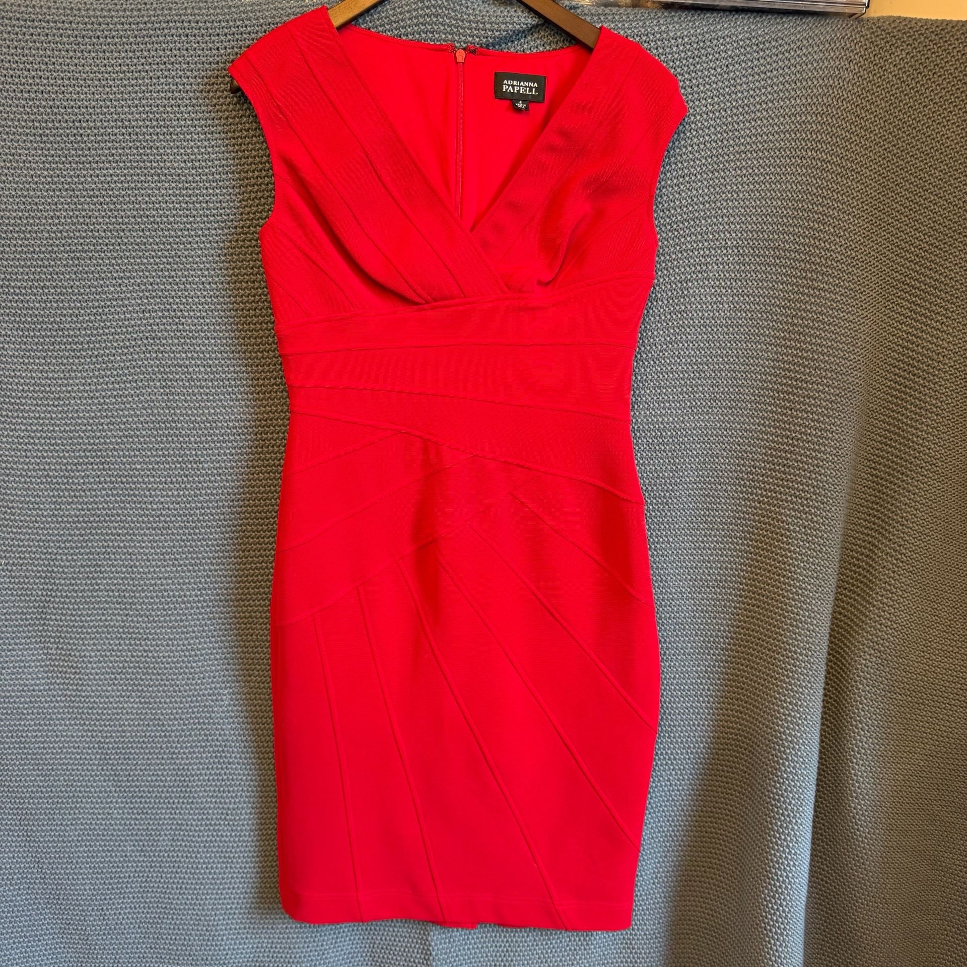 Adrianna Papell Bandage Bodycon Dress Size 4 Red V-Neck Party Mini 2