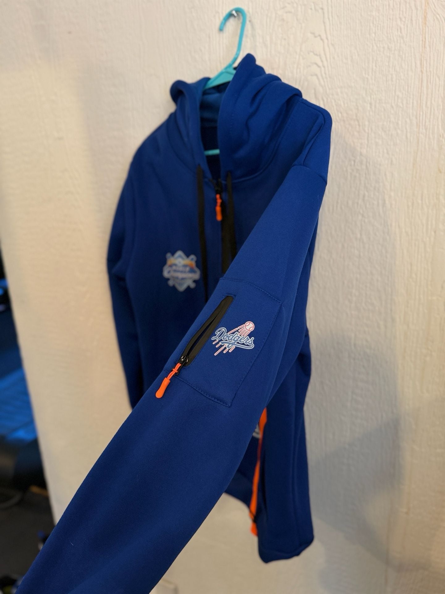 Los Angeles Dodgers MLB Hoodie Size L Blue World Champions 4
