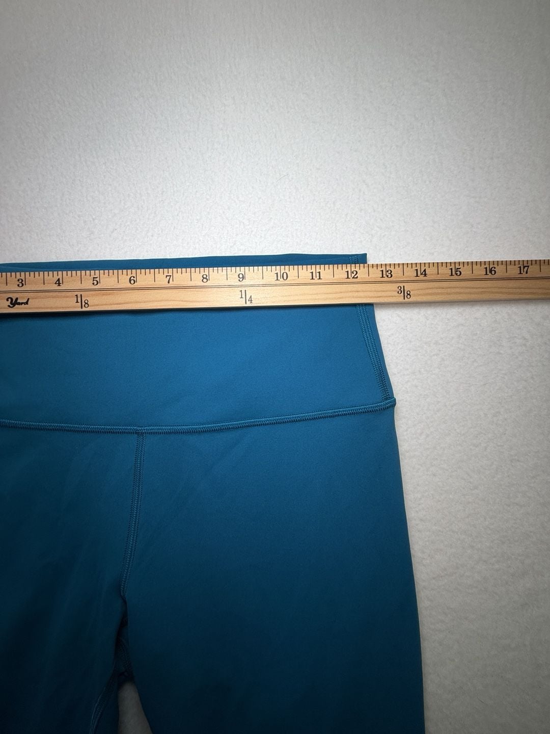 Lululemon Align High Rise Leggings Women’s Sz 8 Athletic Sporty Casual Pants 7