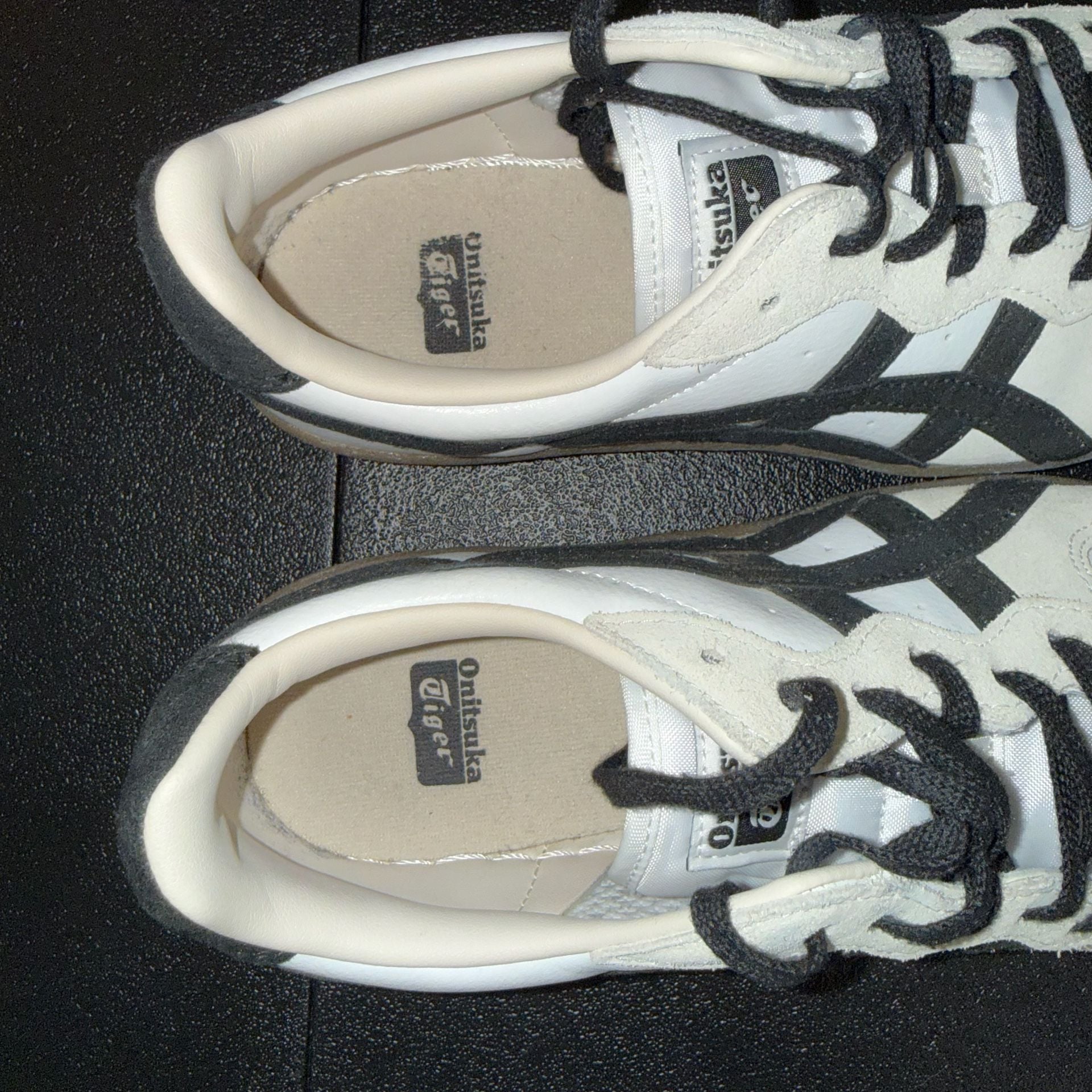 Onitsuka Tiger GSM Cream Black Sneakers 8.5 10