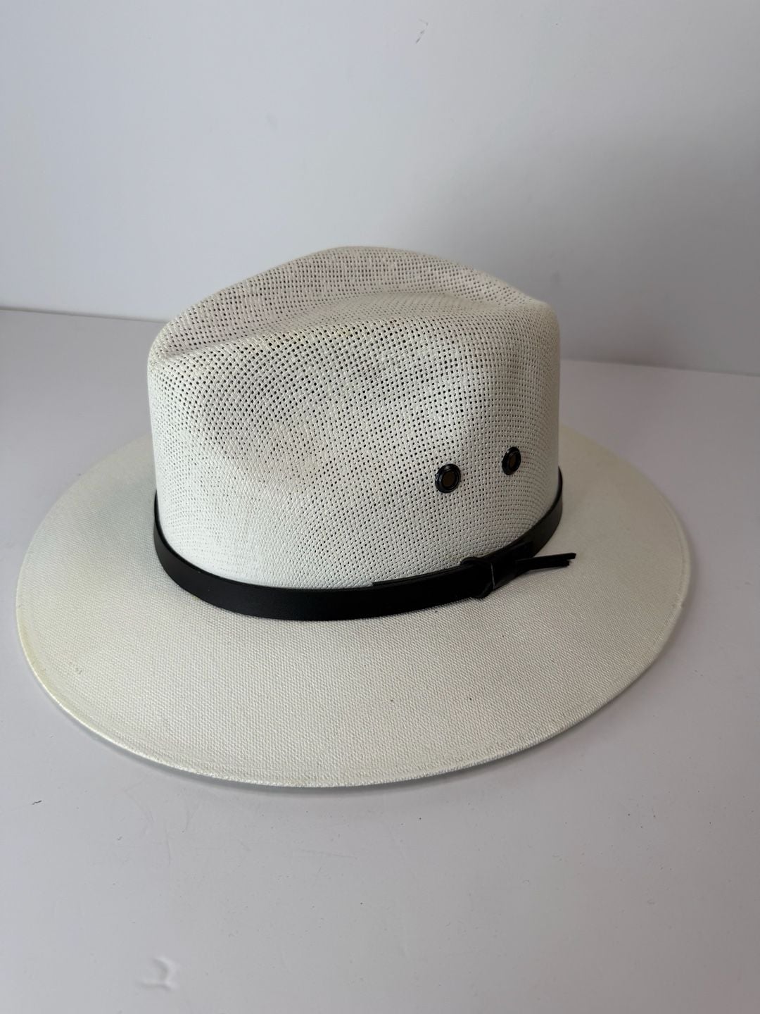 Vintage Tomson White Straw Fedora Sun Hat Black Band Size Large 2