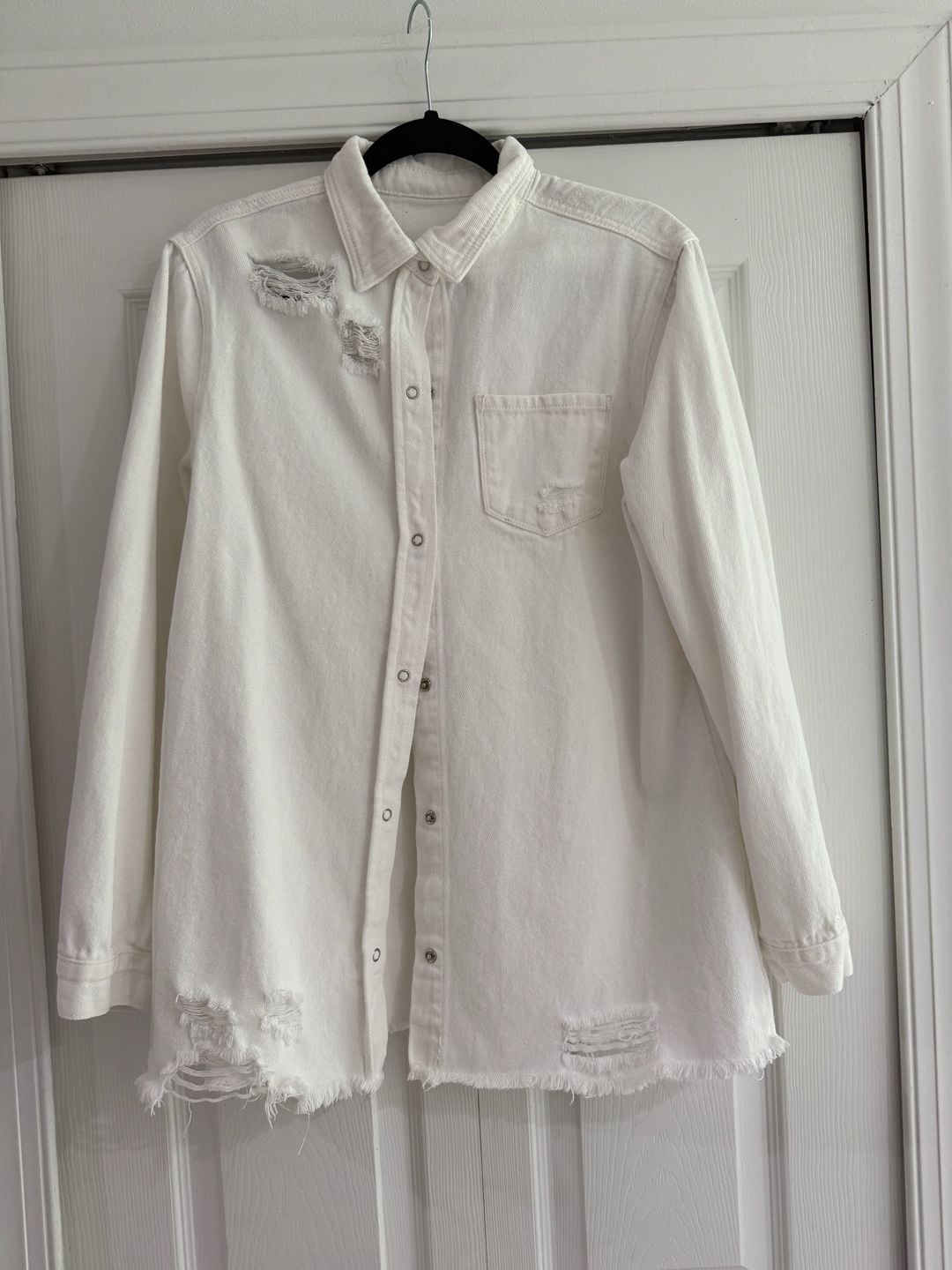 Button Up Beauty – , 3