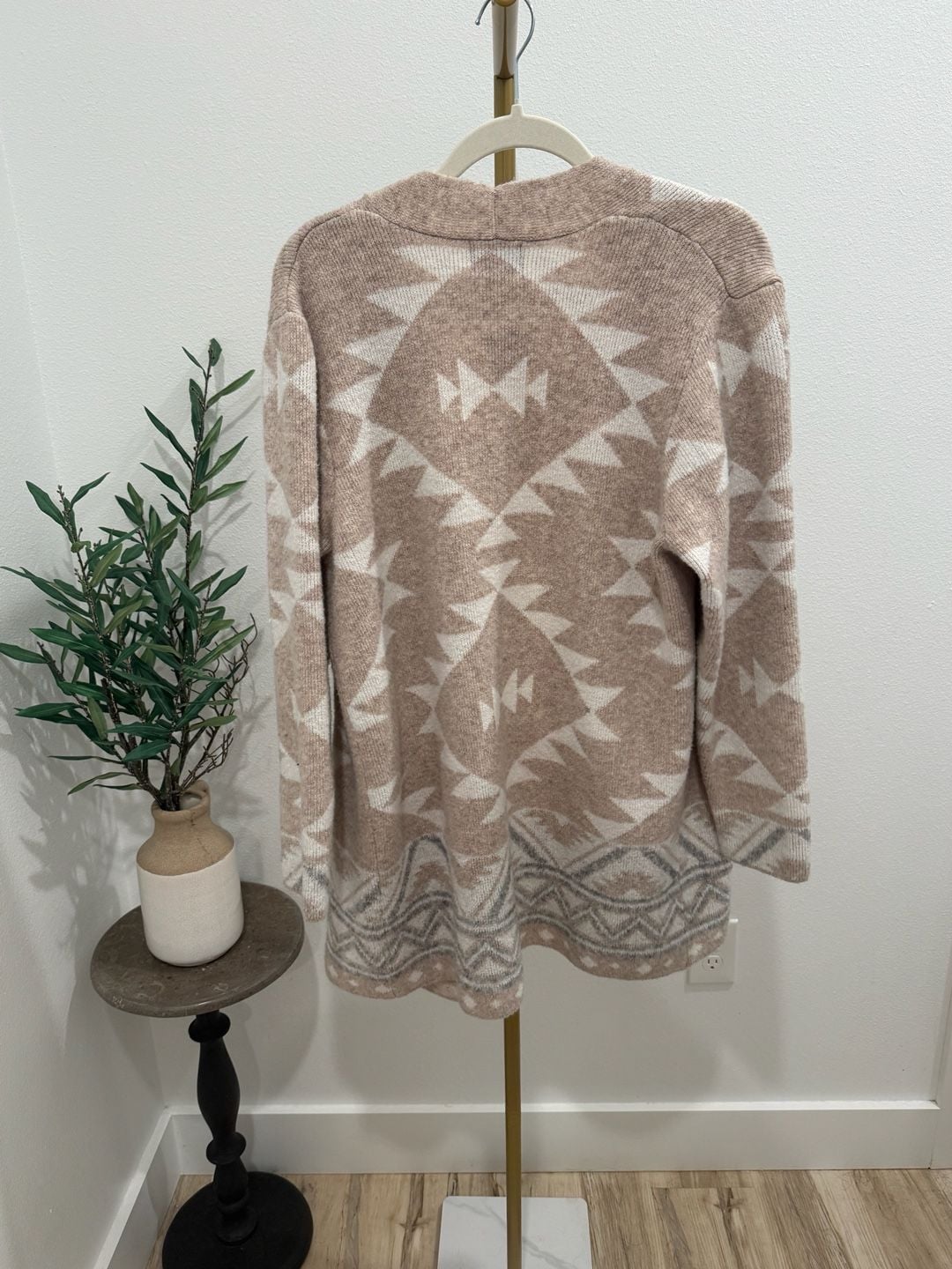 FRYE Open Front Cardigan Size XL Beige Southwestern Aztec Print 4