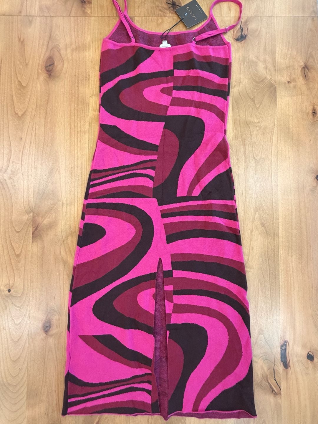 Le Lis Collection Knit Midi Dress Size L Pink Swirl 5