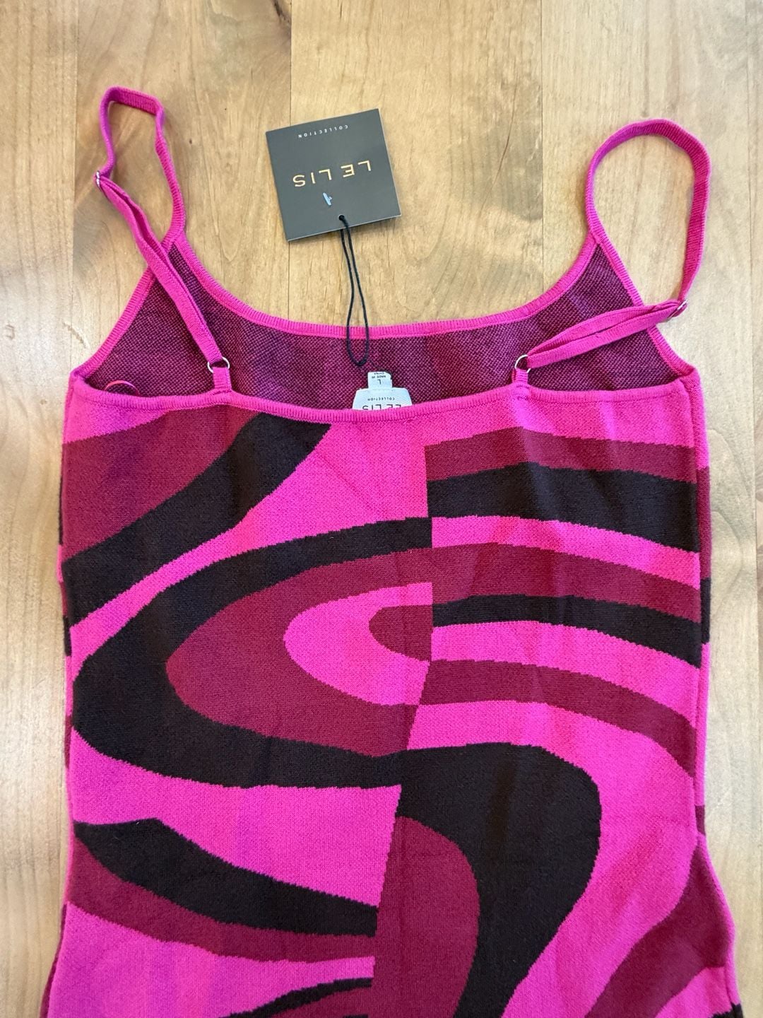 Le Lis Collection Knit Midi Dress Size L Pink Swirl 9