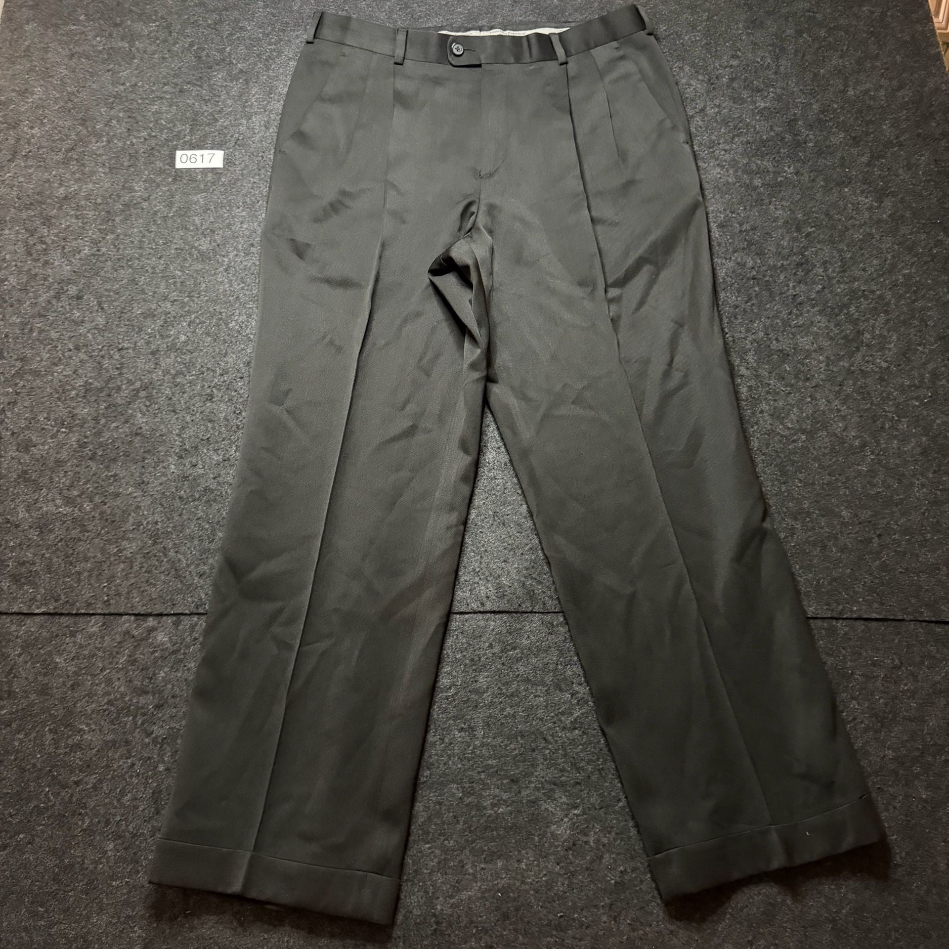 Perry Ellis Portfolio Dress Pants 34x30 Black Pleated Polyester 2