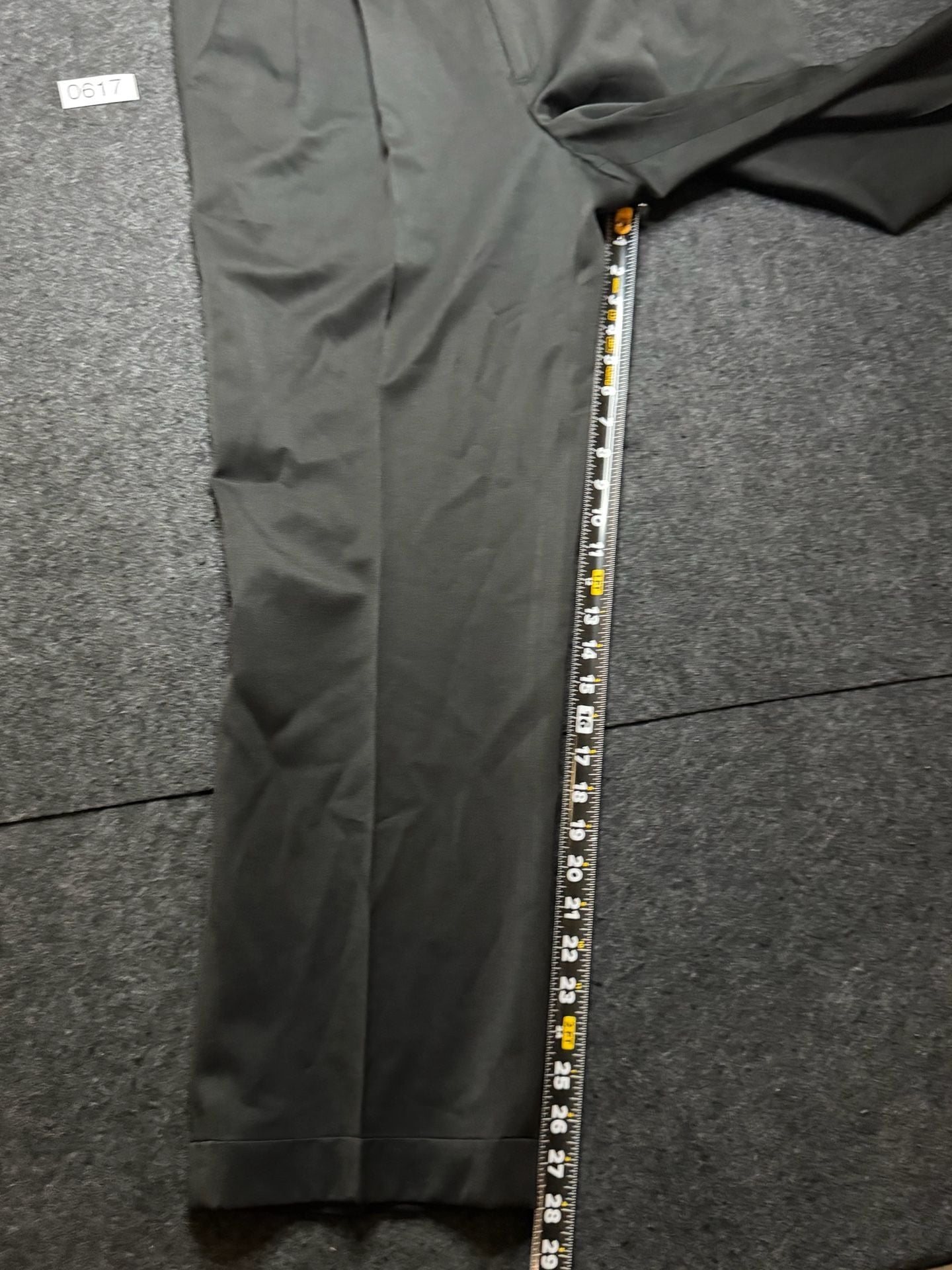 Perry Ellis Portfolio Dress Pants 34x30 Black Pleated Polyester 8