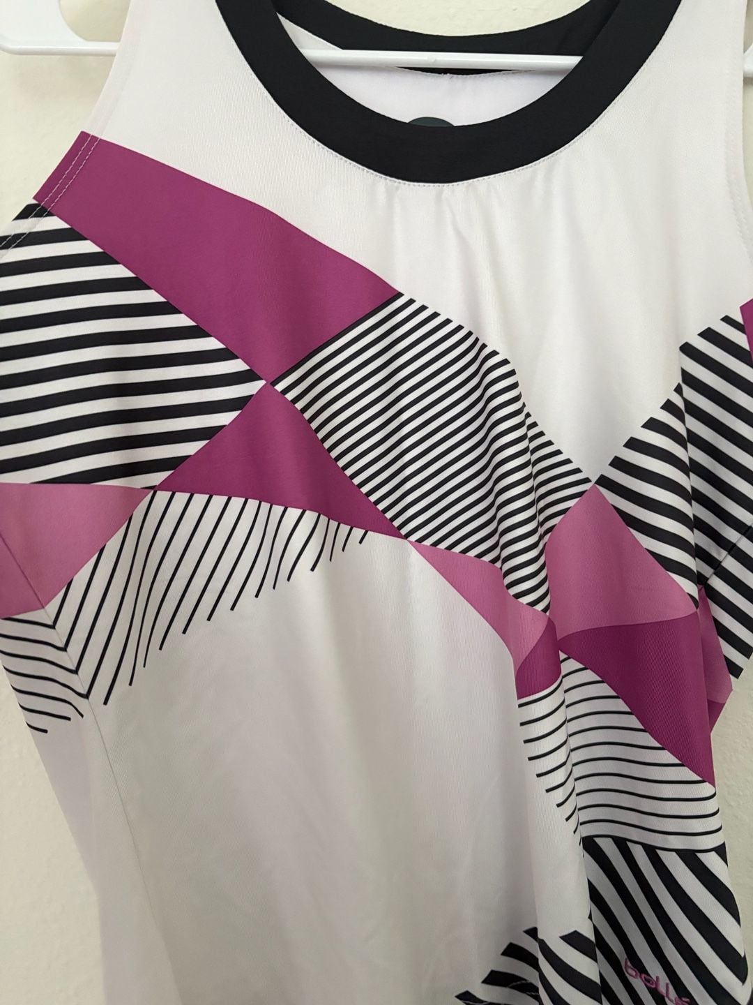 Bollé Athletic Tank Top Size L White Black Pink Geometric 3