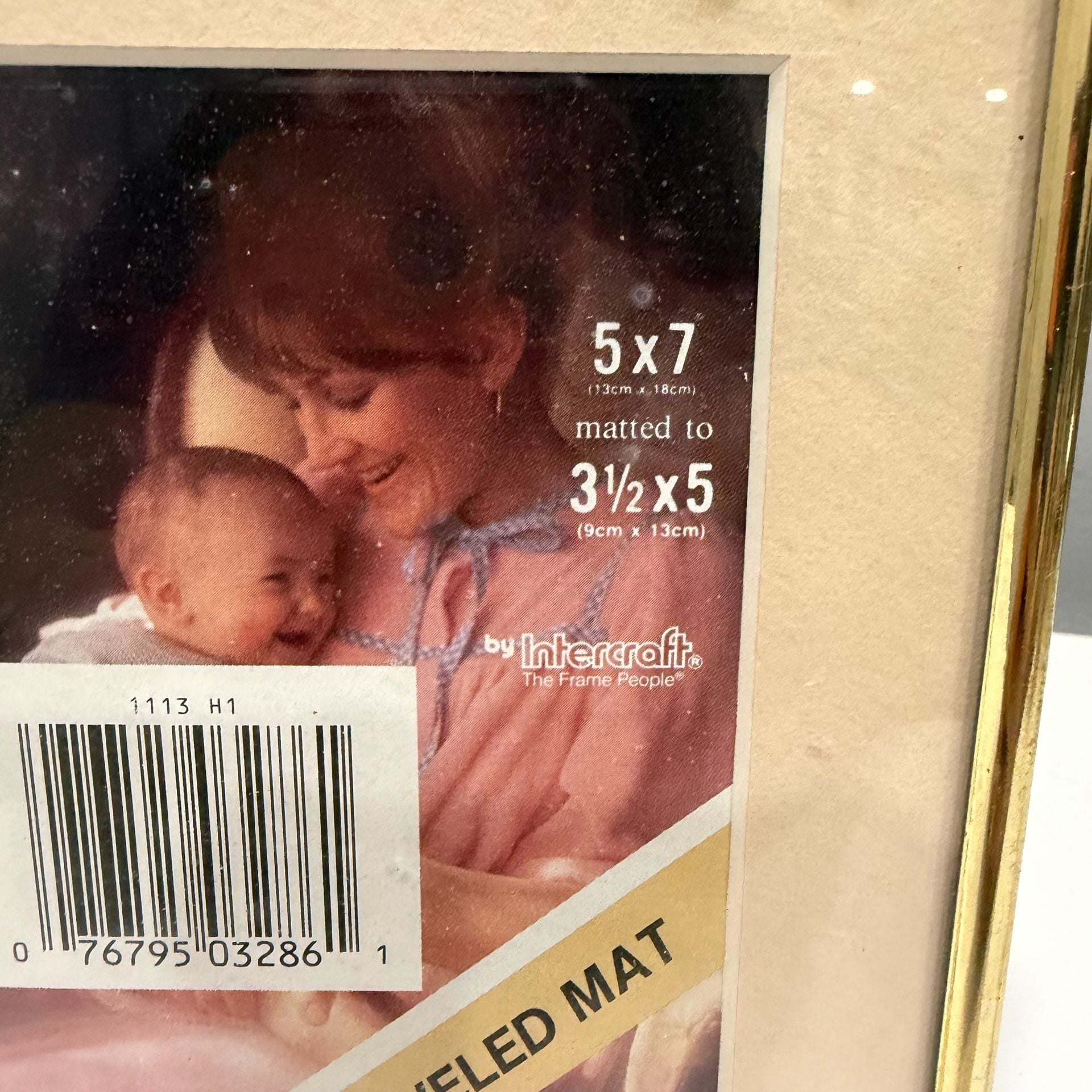 Intercraft Gold Picture Frame 5x7 Matted to 3.5x5 Beveled Mat 2