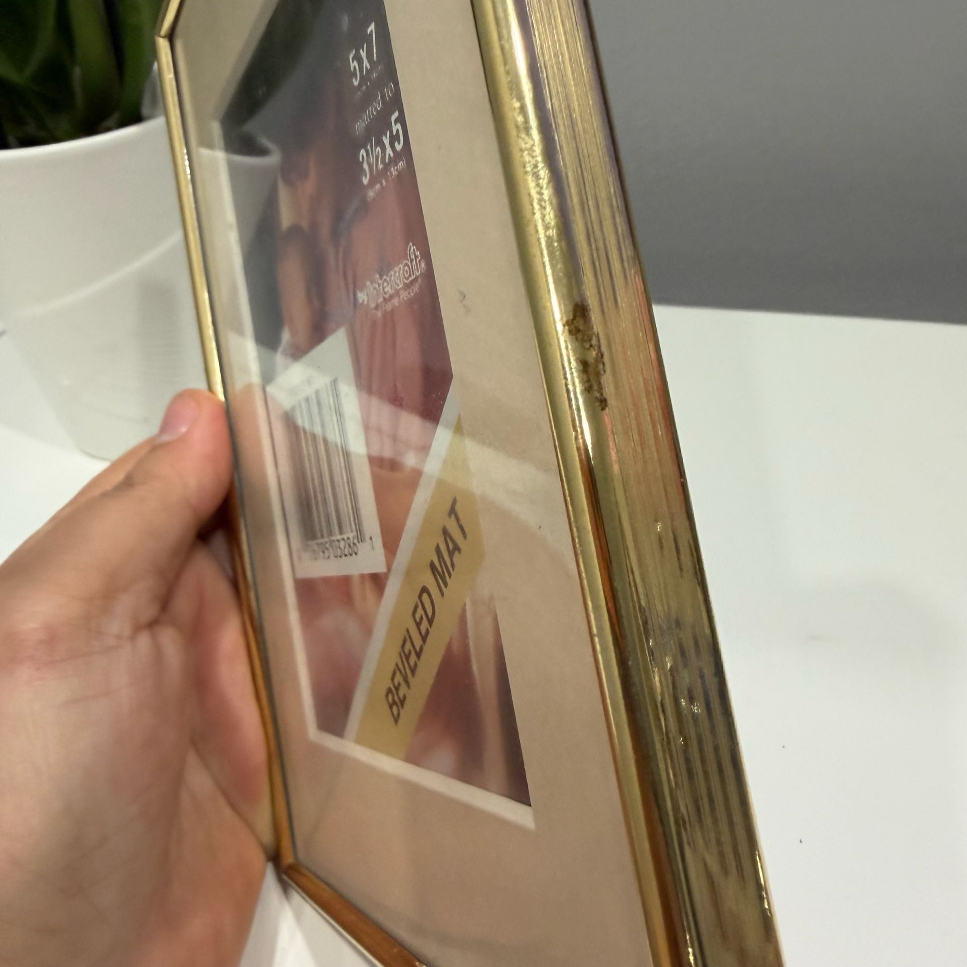 Intercraft Gold Picture Frame 5x7 Matted to 3.5x5 Beveled Mat 7