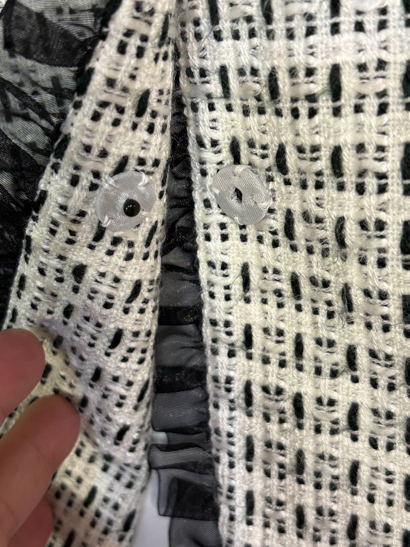 Maggie Sweet Tweed Jacket Size Medium Black Cream Ruffle Trim 10