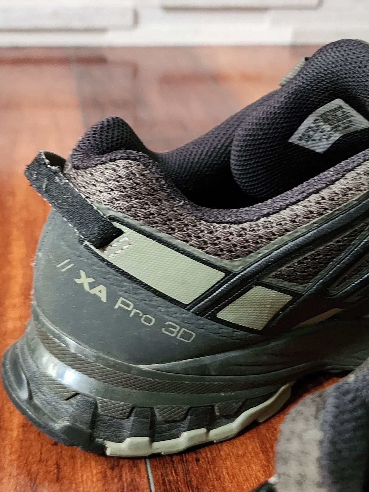 Salomon XA Pro 3D v8 Trail Running Shoes – Men’s 8.5 7