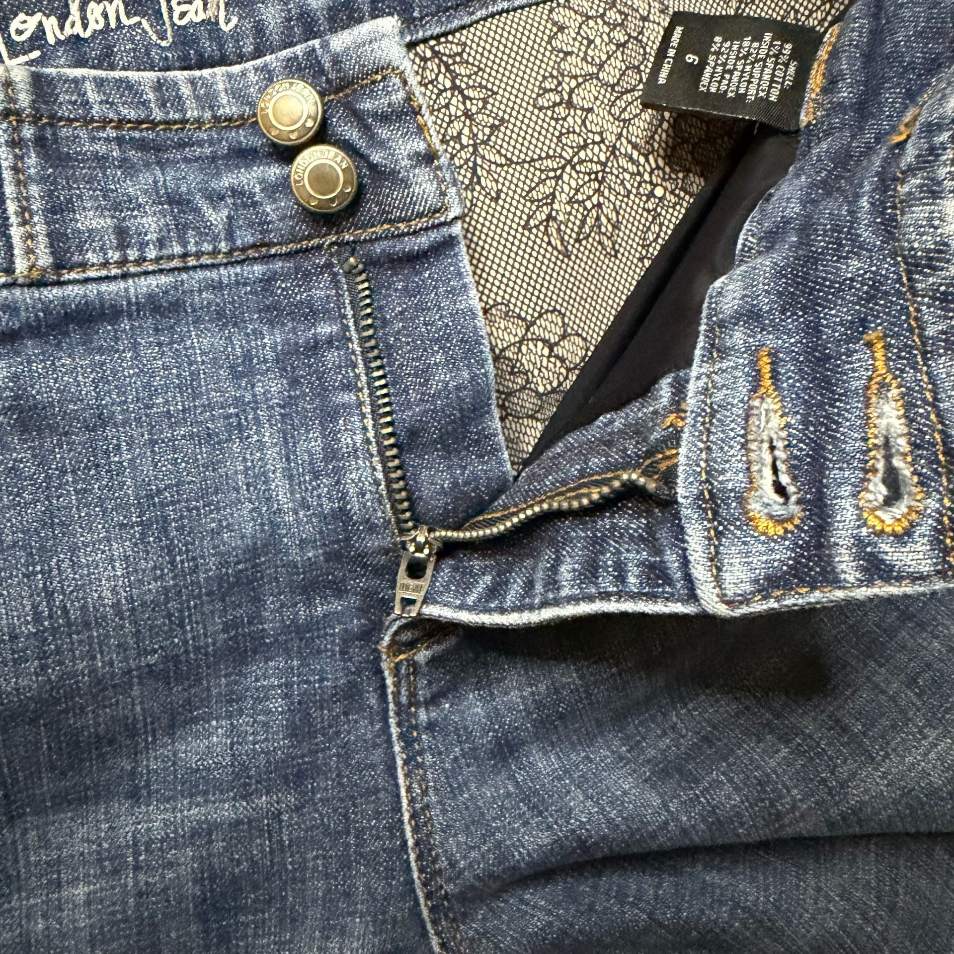 Lee Flare Jeans Size 6 Medium Wash Denim 3
