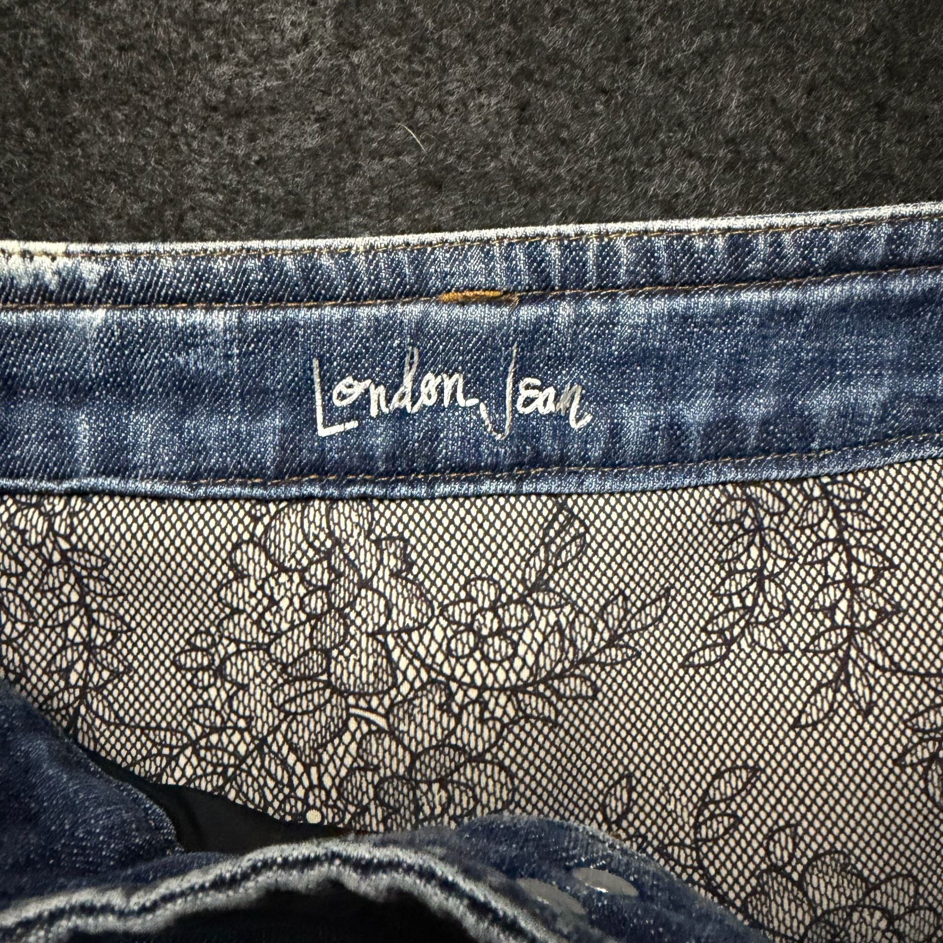 Lee Flare Jeans Size 6 Medium Wash Denim 4