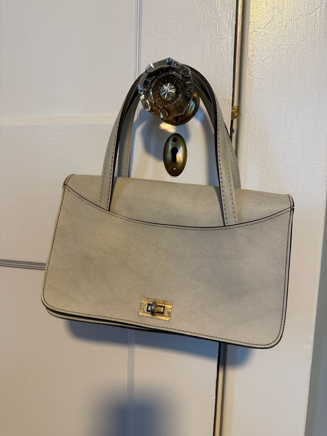 Vintage 1960s Leather Top-Handle Bag Off-White Twistlock Flap Purse 2