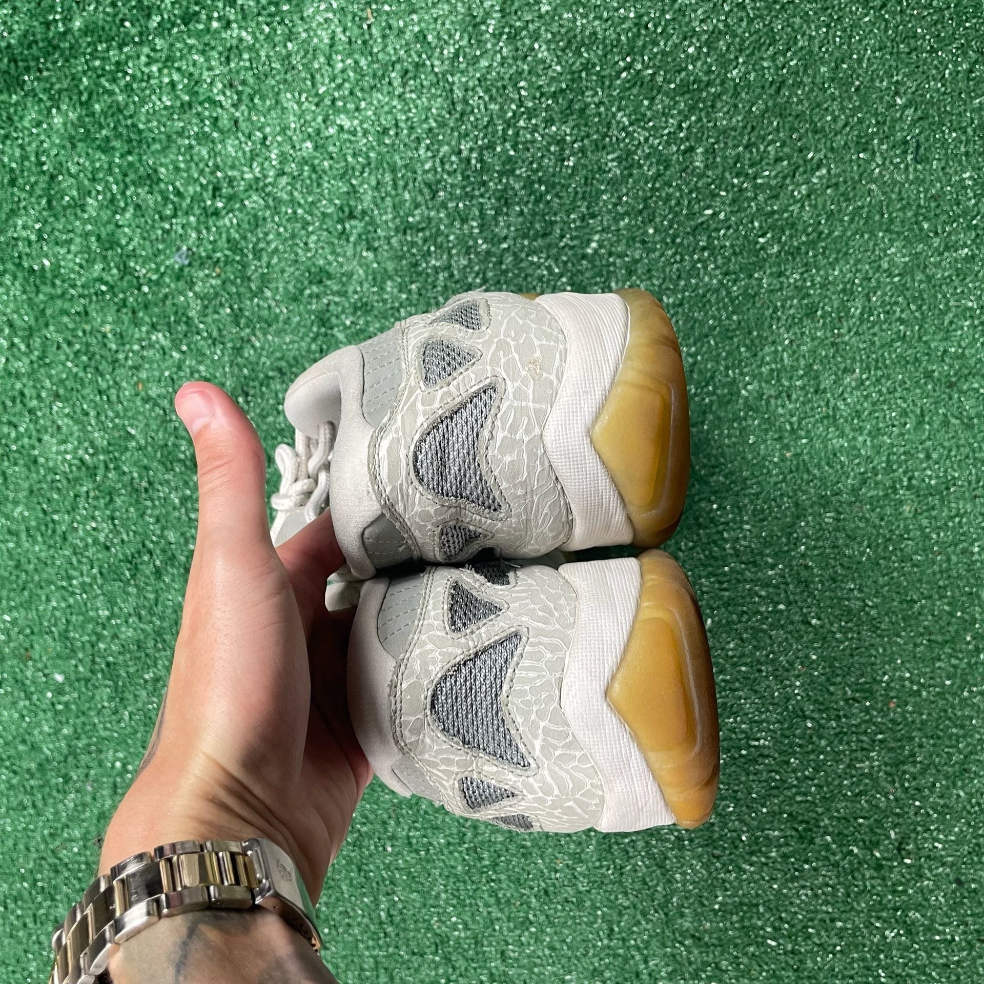 Jordan Air Jordan 11 Retro Low IE Size 11 Silver Zest White 5