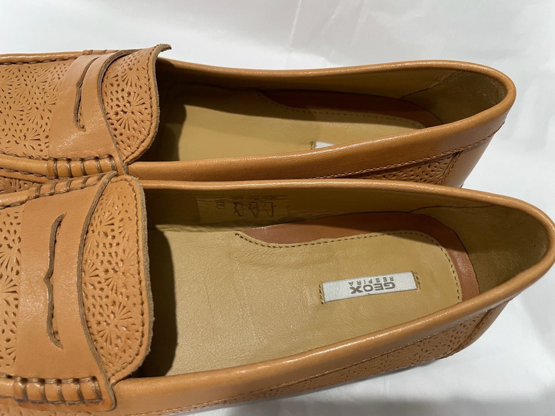 Womens Geox Perforated Leather Penny Loafers Tan Brown EU 37.5/US 7-7.5 3