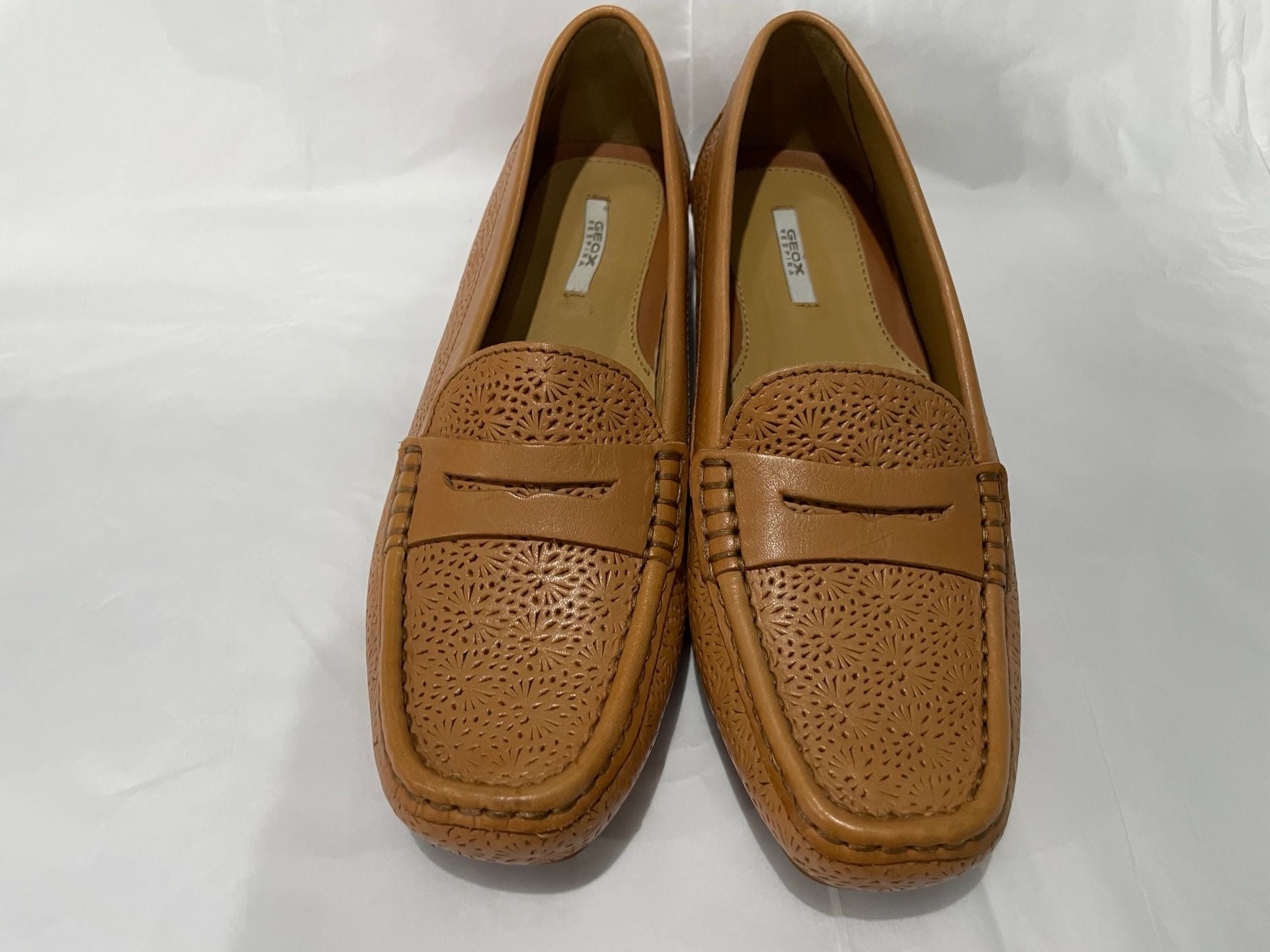 Womens Geox Perforated Leather Penny Loafers Tan Brown EU 37.5/US 7-7.5 4
