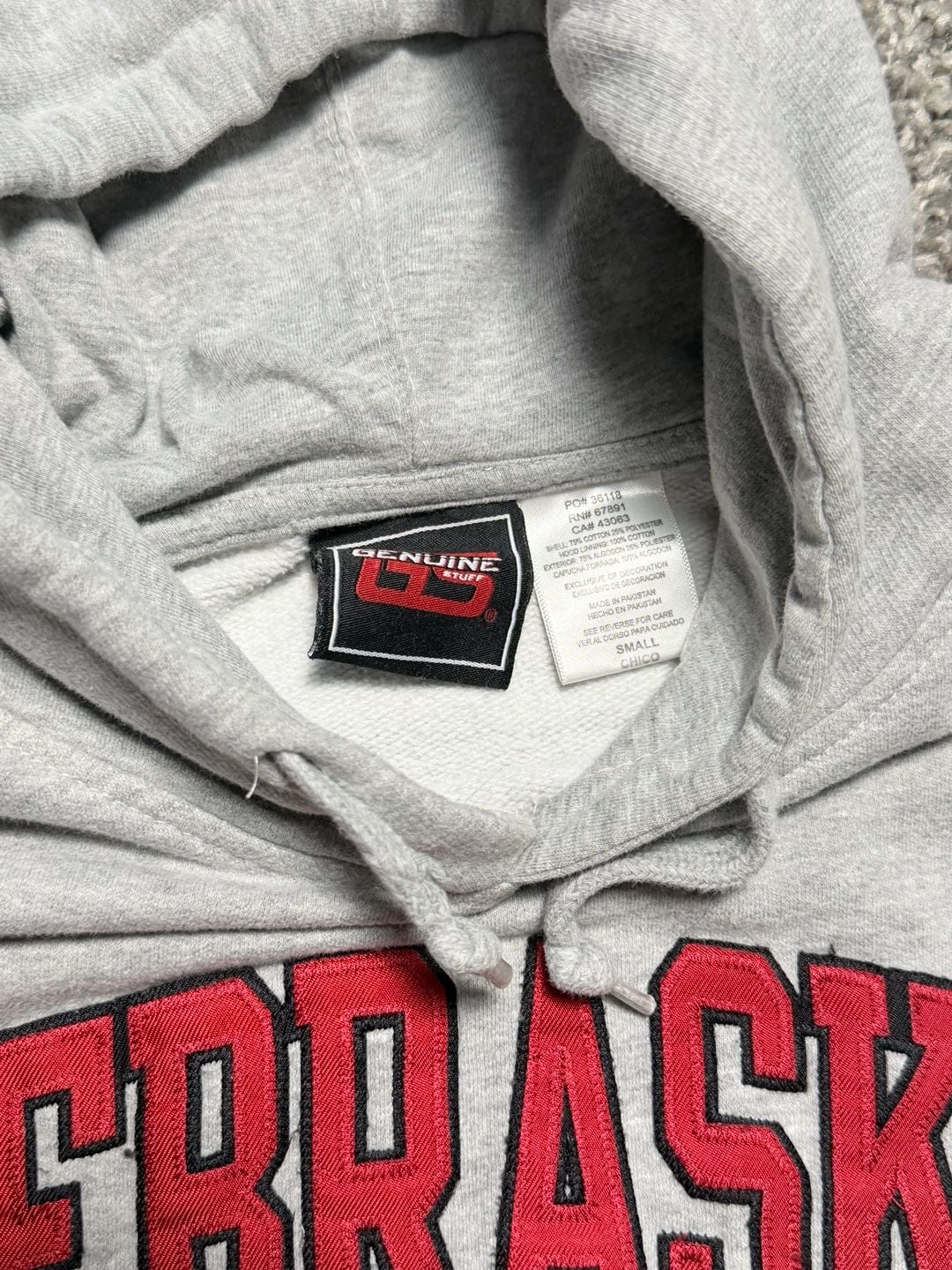 Genuine Stuff Nebraska Hoodie Size Small Grey Red Embroidered Pullover 3