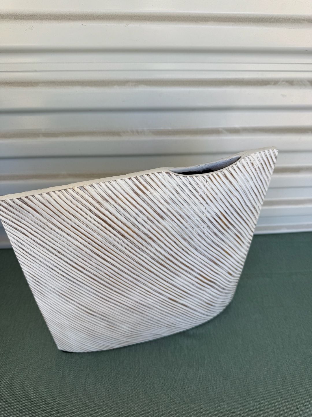 Home Decorative Resin Vase - Excellent Condition 2