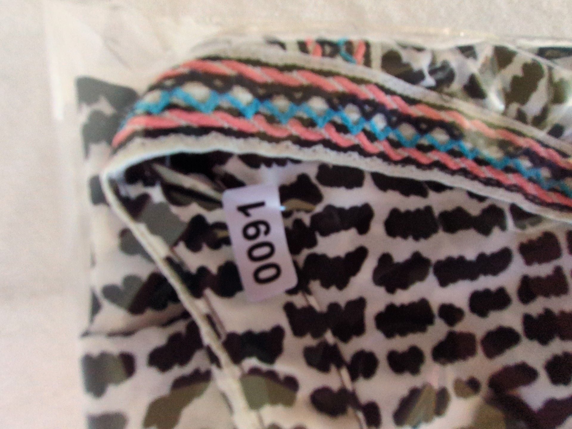 Daniel Rainn Embroidered Neck Blouse Size M Black White Print 10