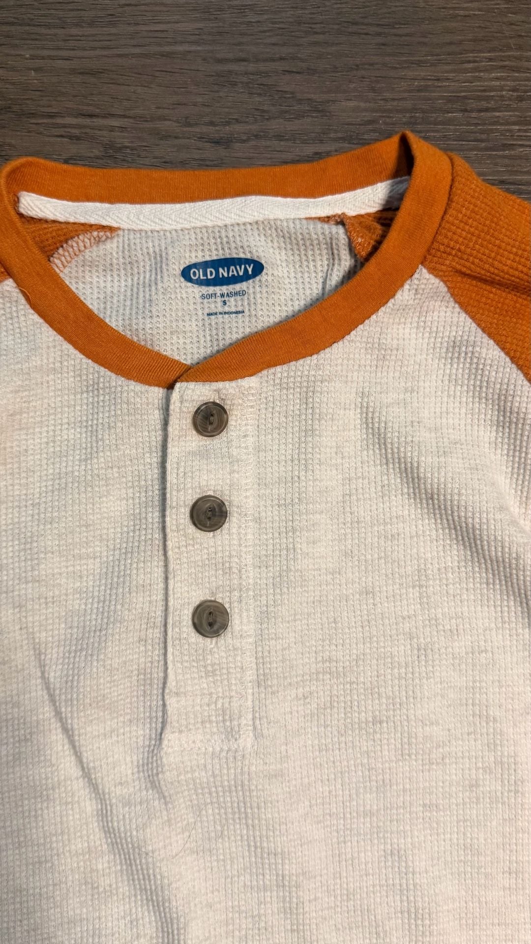 Old Navy Soft-Washed Thermal Henley Size S Orange Cream Raglan Long Sleeve 3