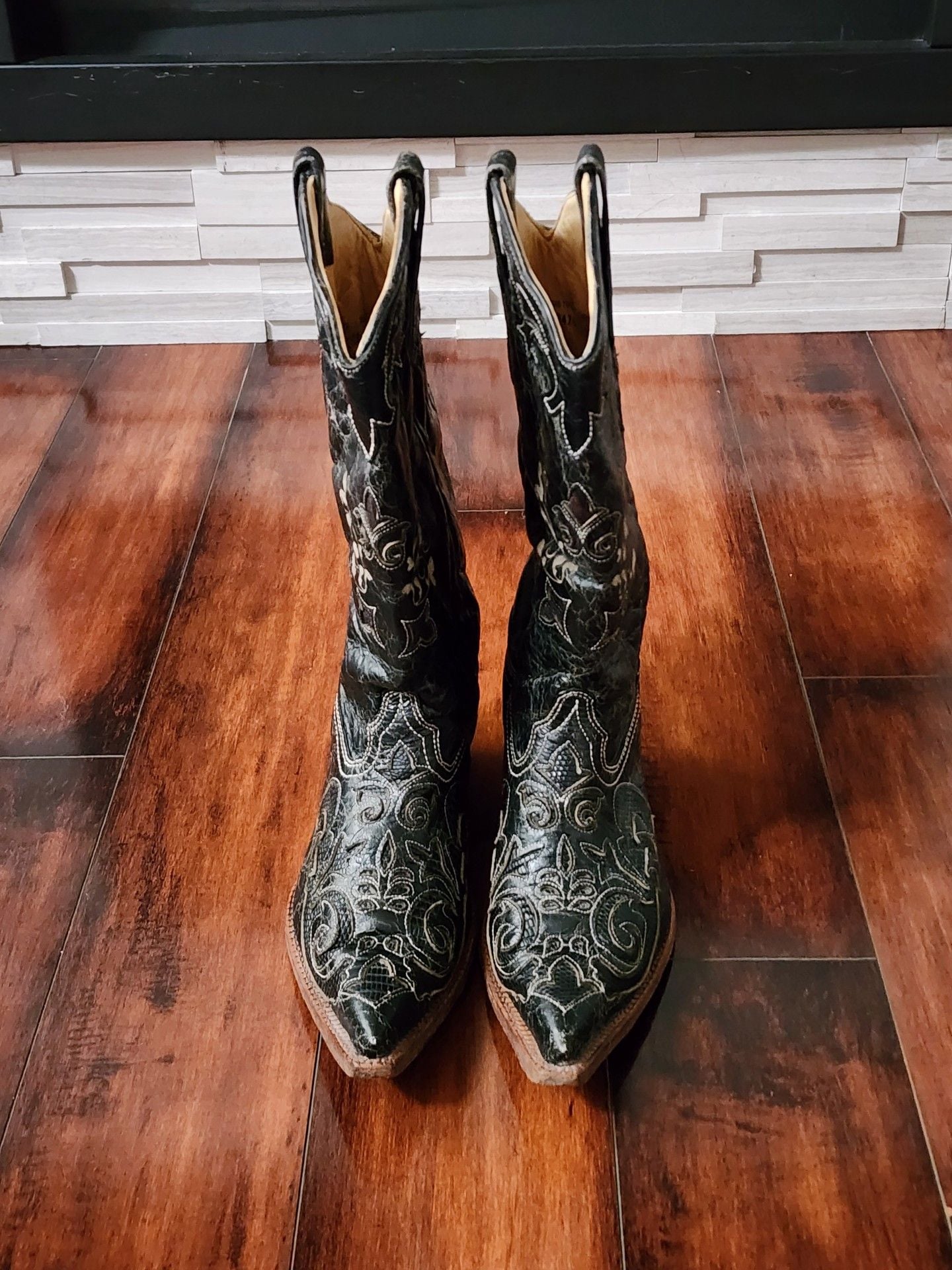 Corral Vintage Black Lizard Inlay Snip Toe Boots – Women’s 9 3