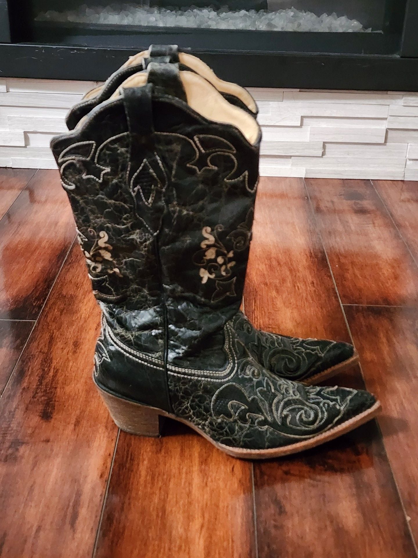 Corral Vintage Black Lizard Inlay Snip Toe Boots – Women’s 9 6