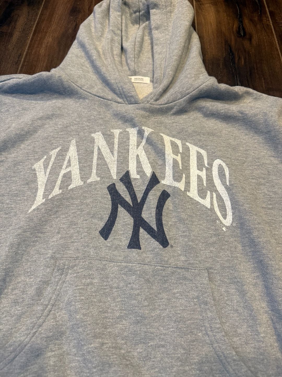 '47 Brand New York Yankees Hoodie Size Medium Grey 3