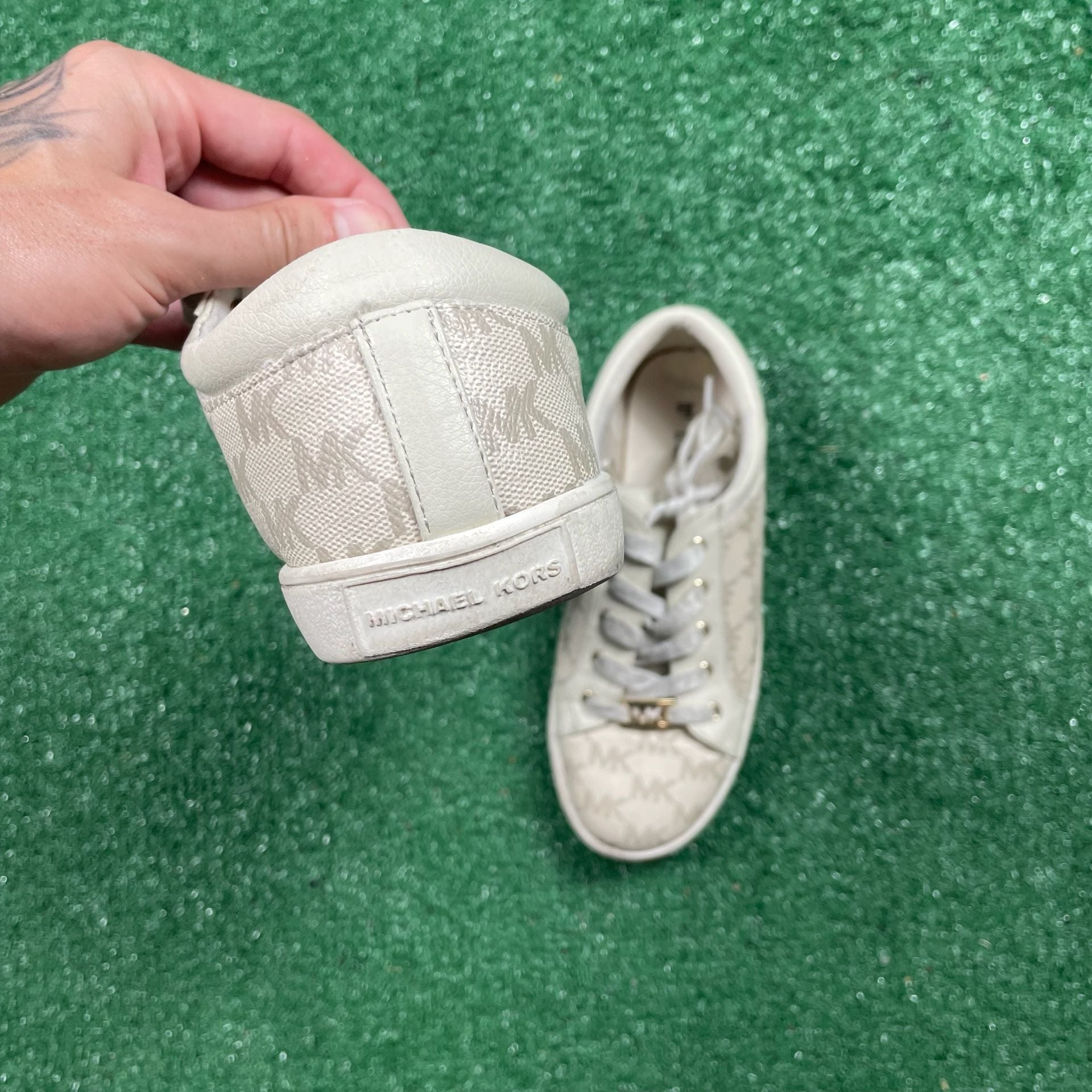 Michael Kors Finola Charm Sneakers Size 4 White Logo Canvas 6