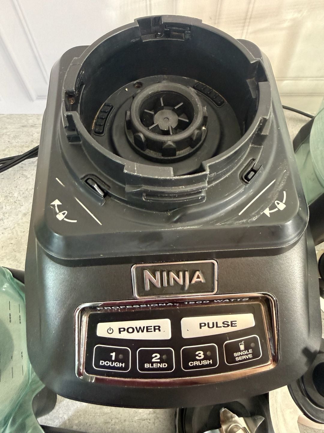 Ninja Professional 1500 Watts Blender System With Accessories 9