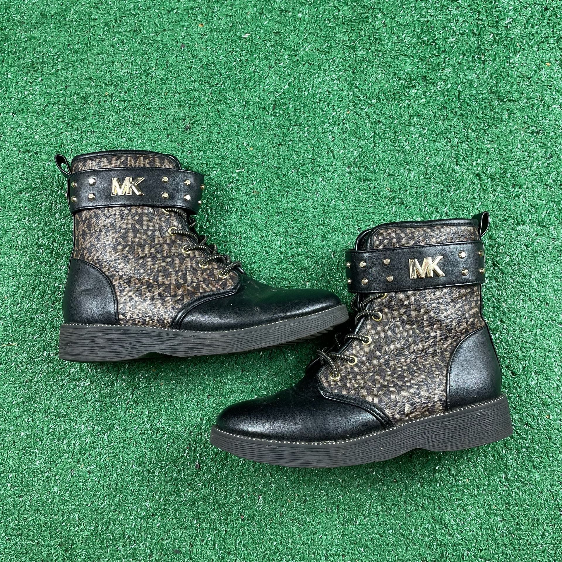 Michael Kors Haskell Studs Boots Size 3 Black Brown Logo 2