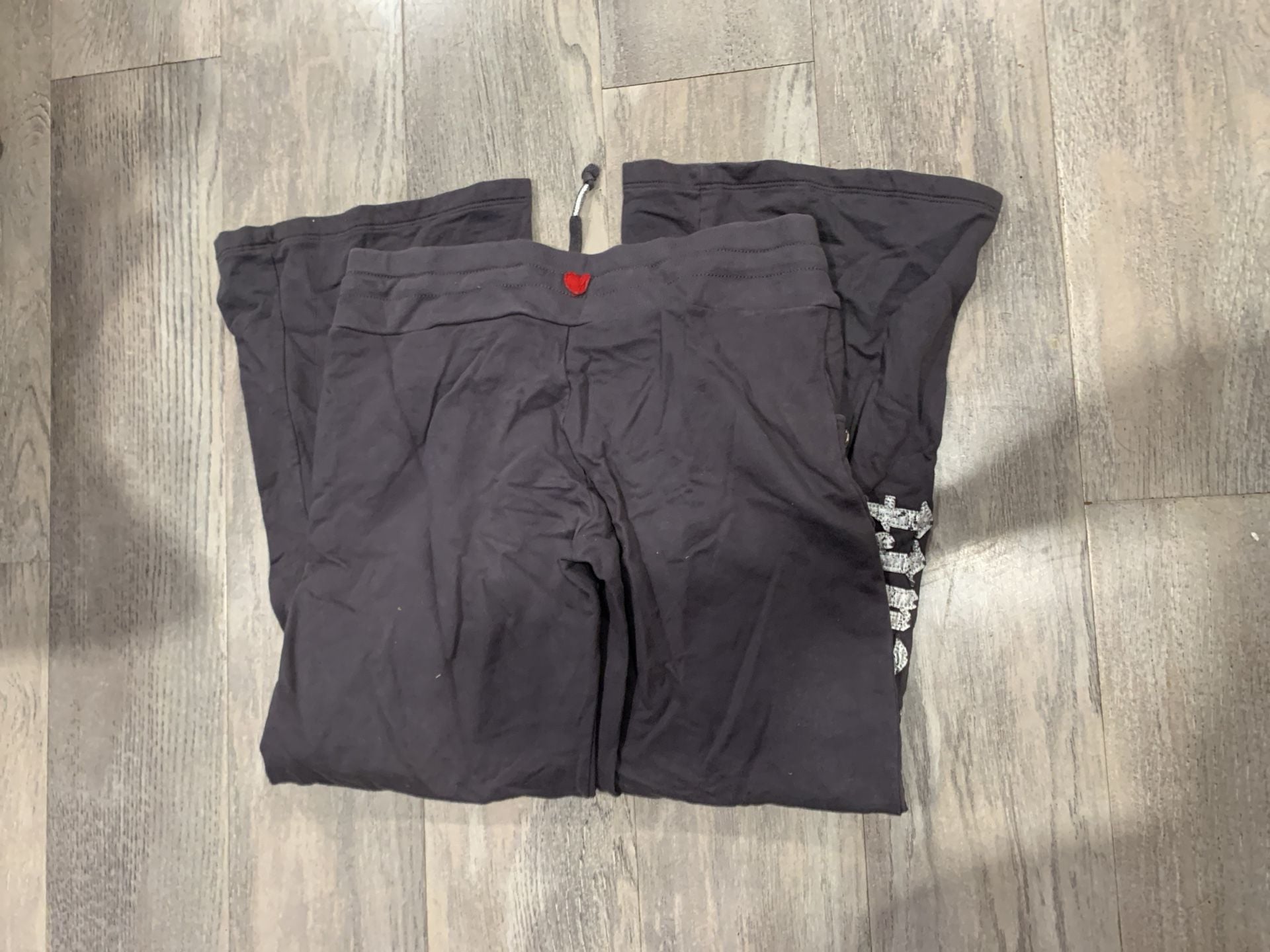Twisted Heart Sweatpants Size M Grey Rhinestone Y2K 8