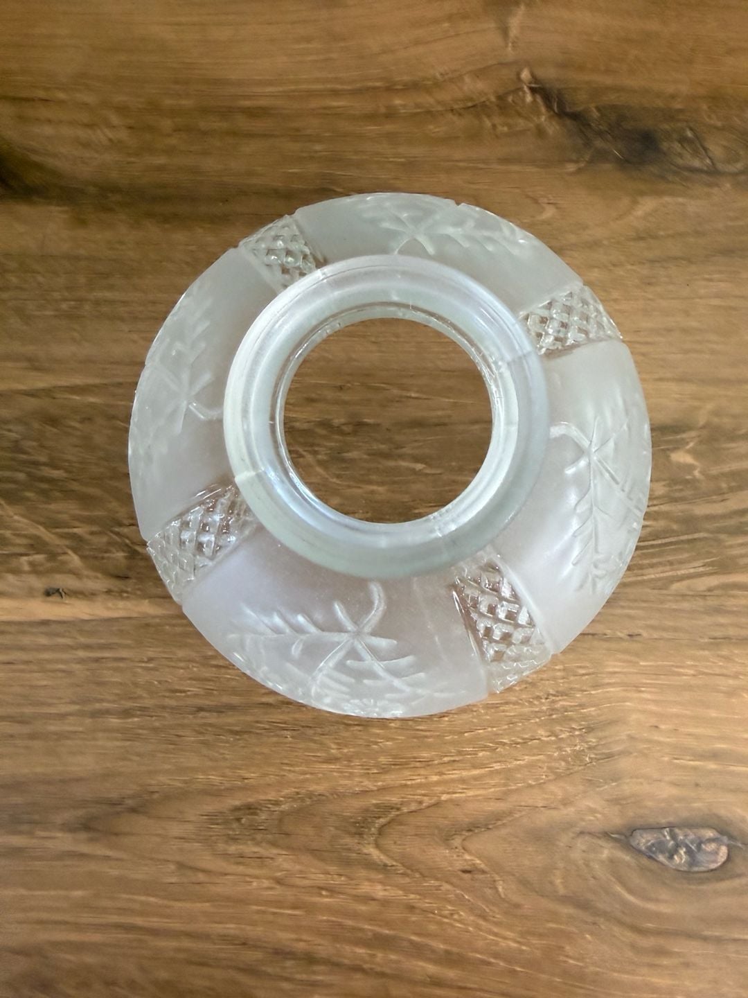 Vintage Frosted Glass Floral Lampshade Scalloped Edge 3