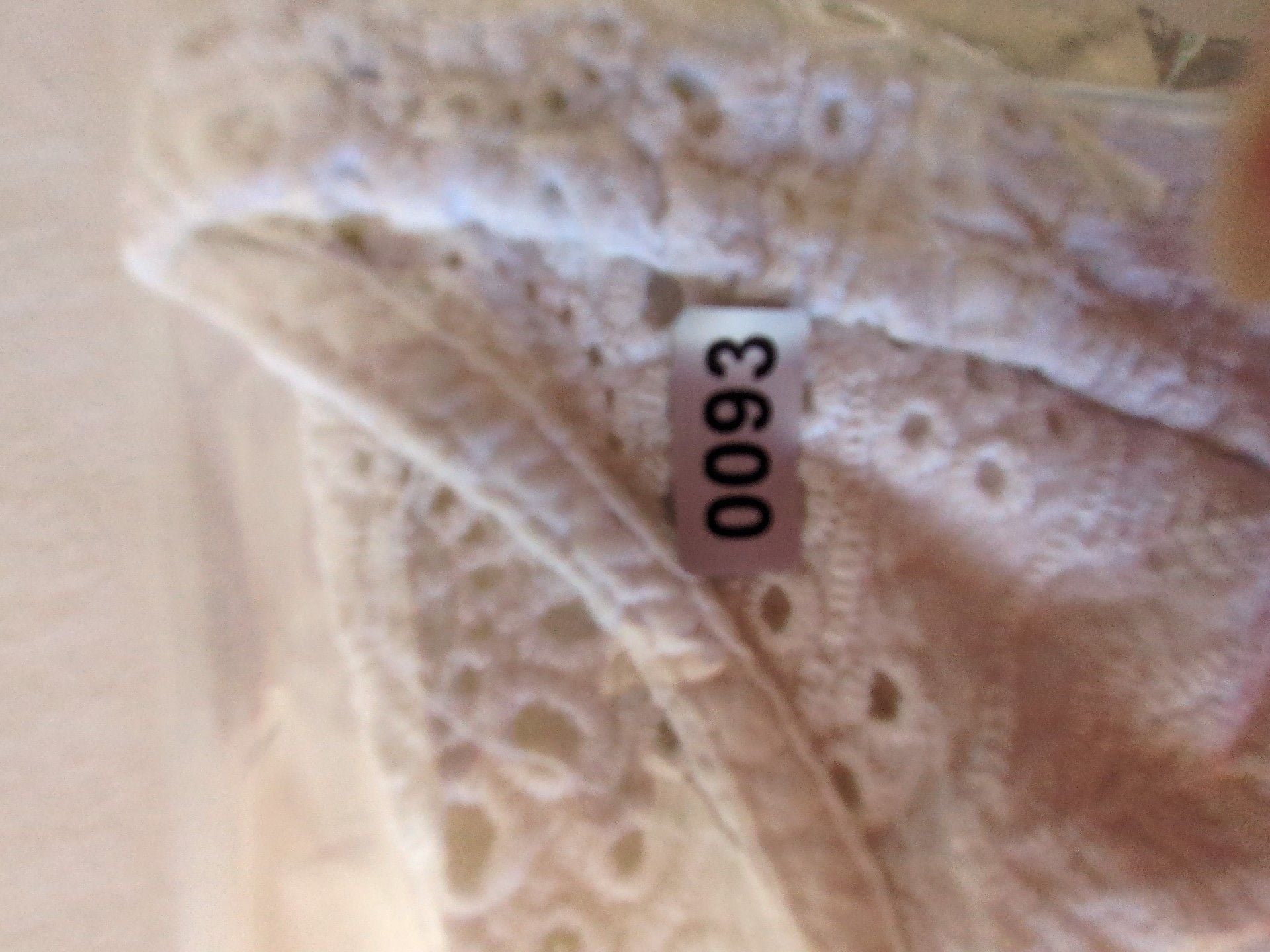J.Crew Blouse Size 6 White Eyelet Embroidery Flutter Sleeve Top 9