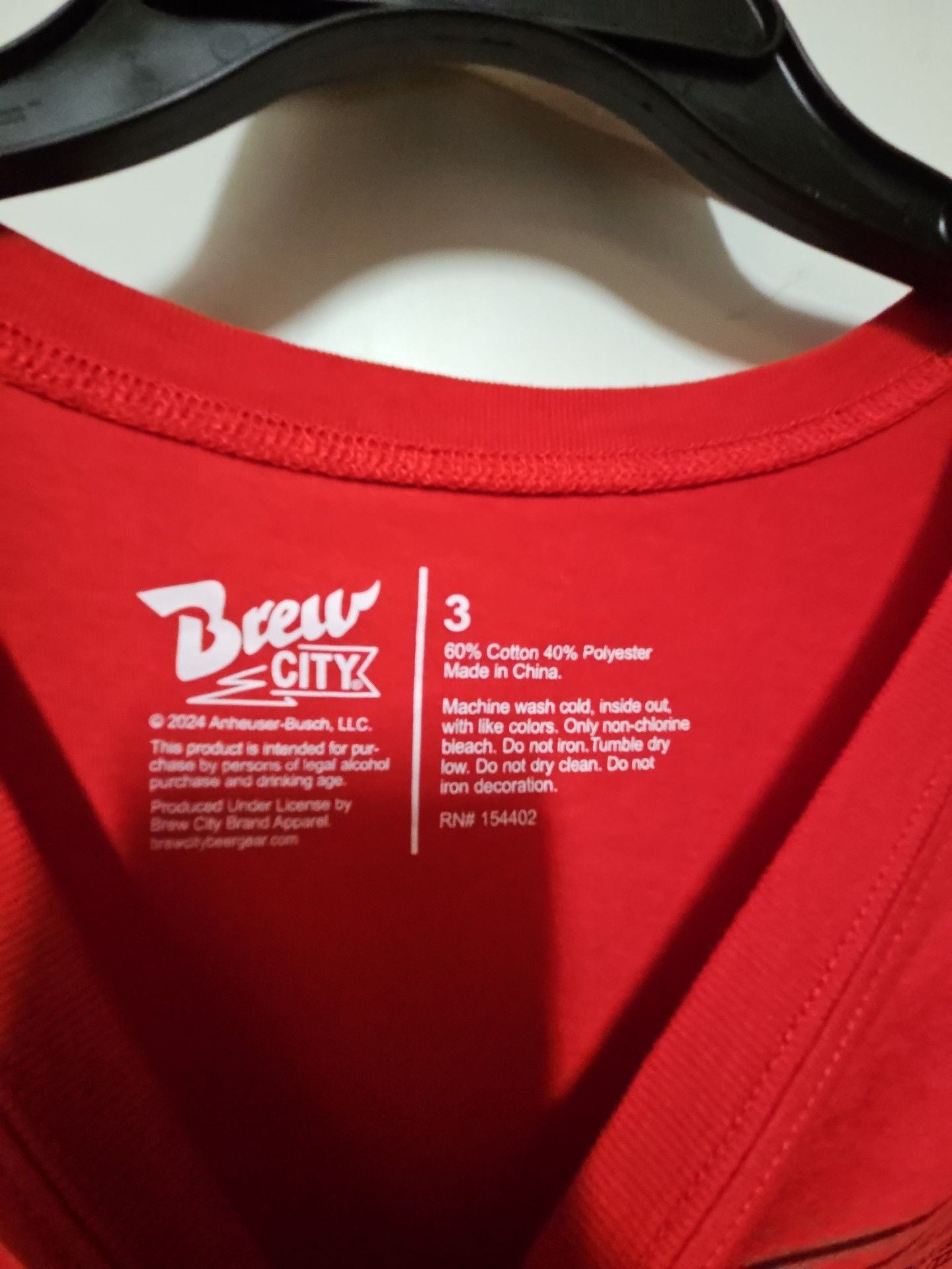 (570) Brew City Budweiser T-Shirt Size 3 Red Graphic Tee 3