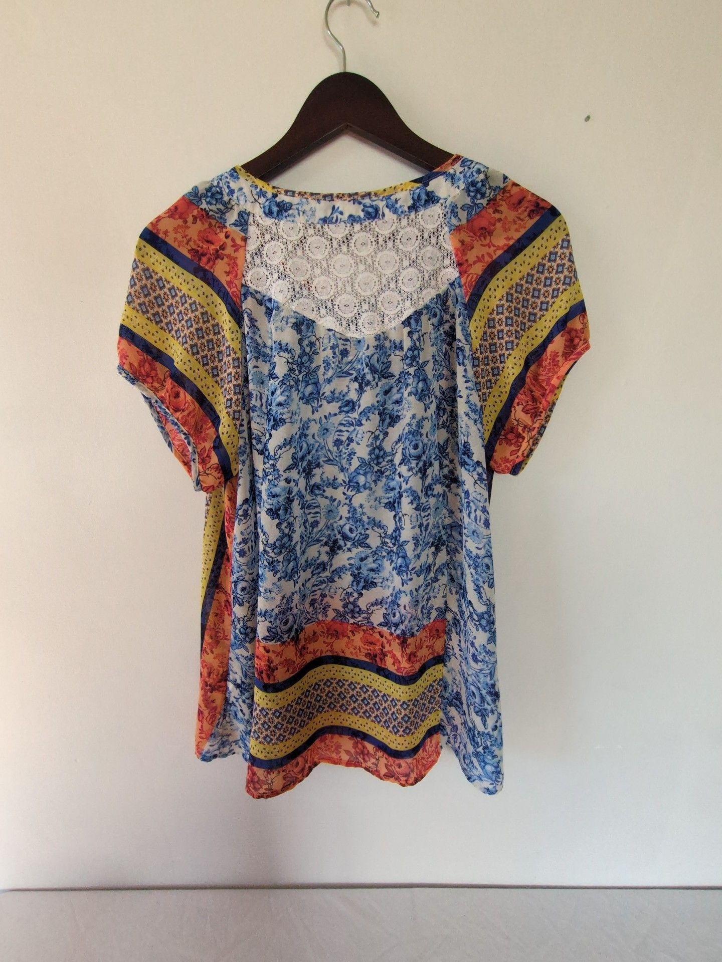 FIGUEROA&FLOWER Blouse Size M Multicolor Floral Patchwork Lace Tie 3