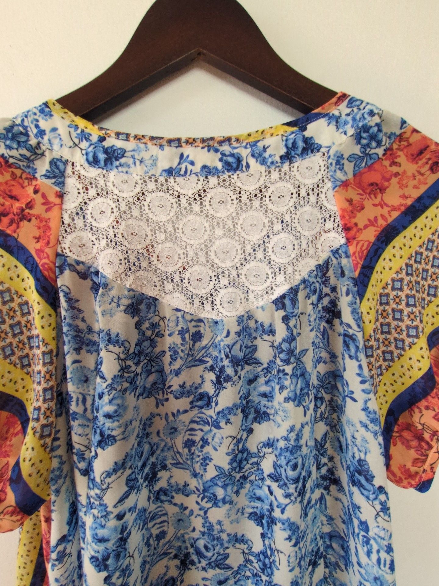 FIGUEROA&FLOWER Blouse Size M Multicolor Floral Patchwork Lace Tie 4