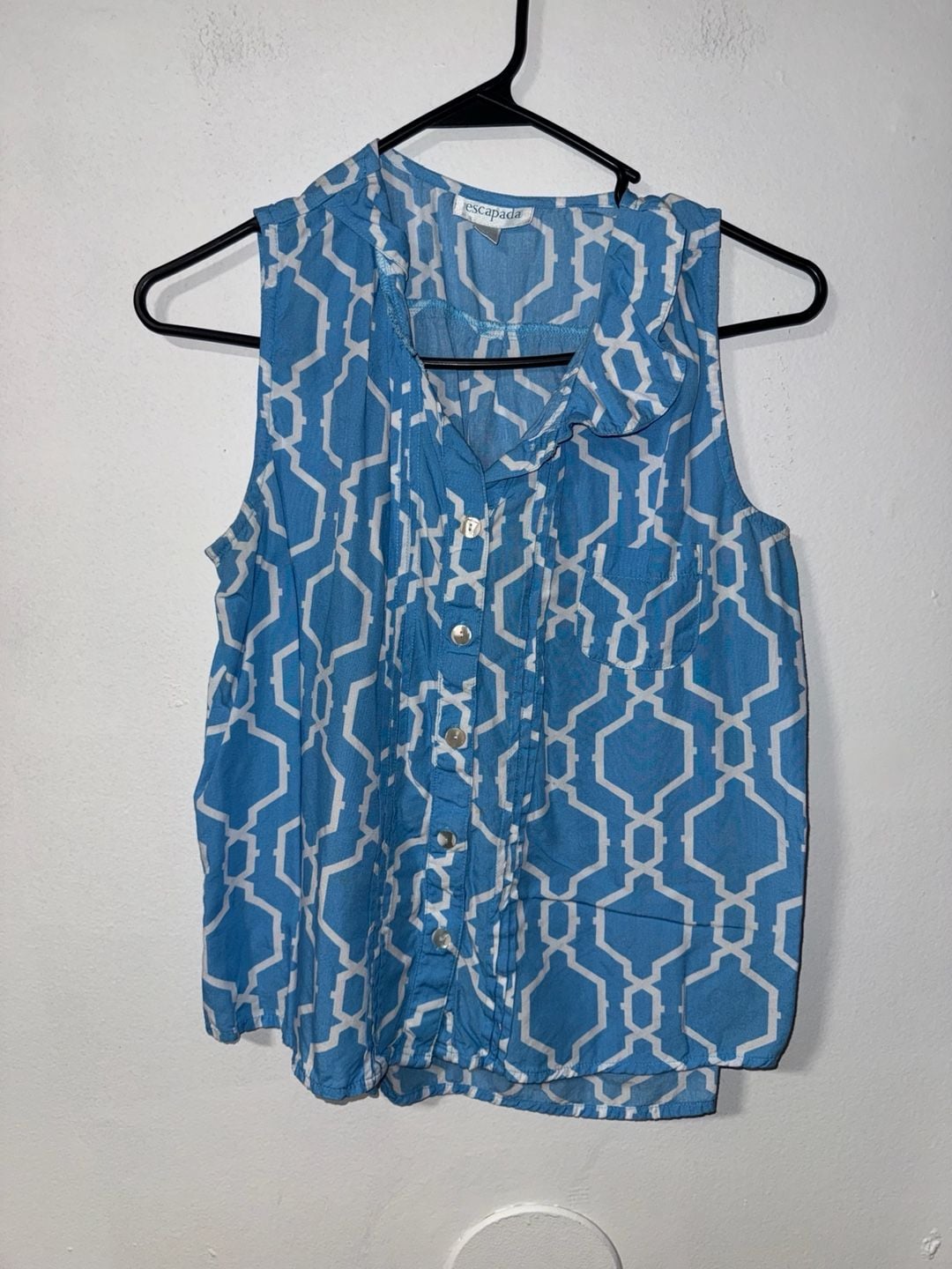 Escapada Button Front Sleeveless Blouse Size M 2