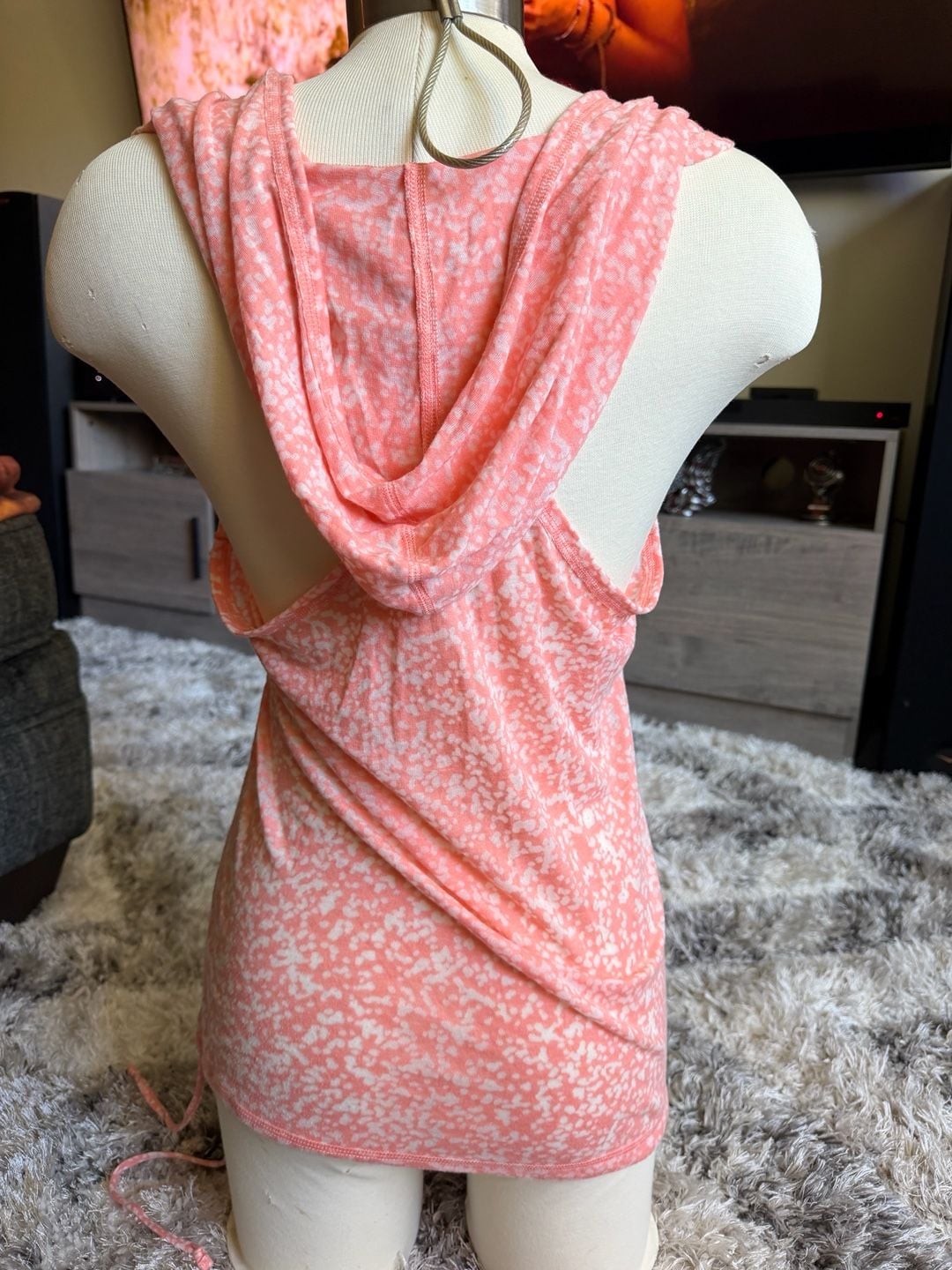 Active by Old Navy Hooded Tank Top Size S Pink White Animal Print Sleeveless 5