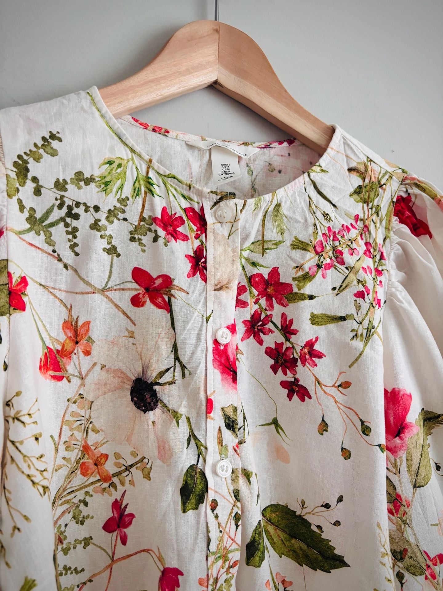 H&M Floral Blouse Size M Linen Blend Puff Sleeve Button Front Top 4
